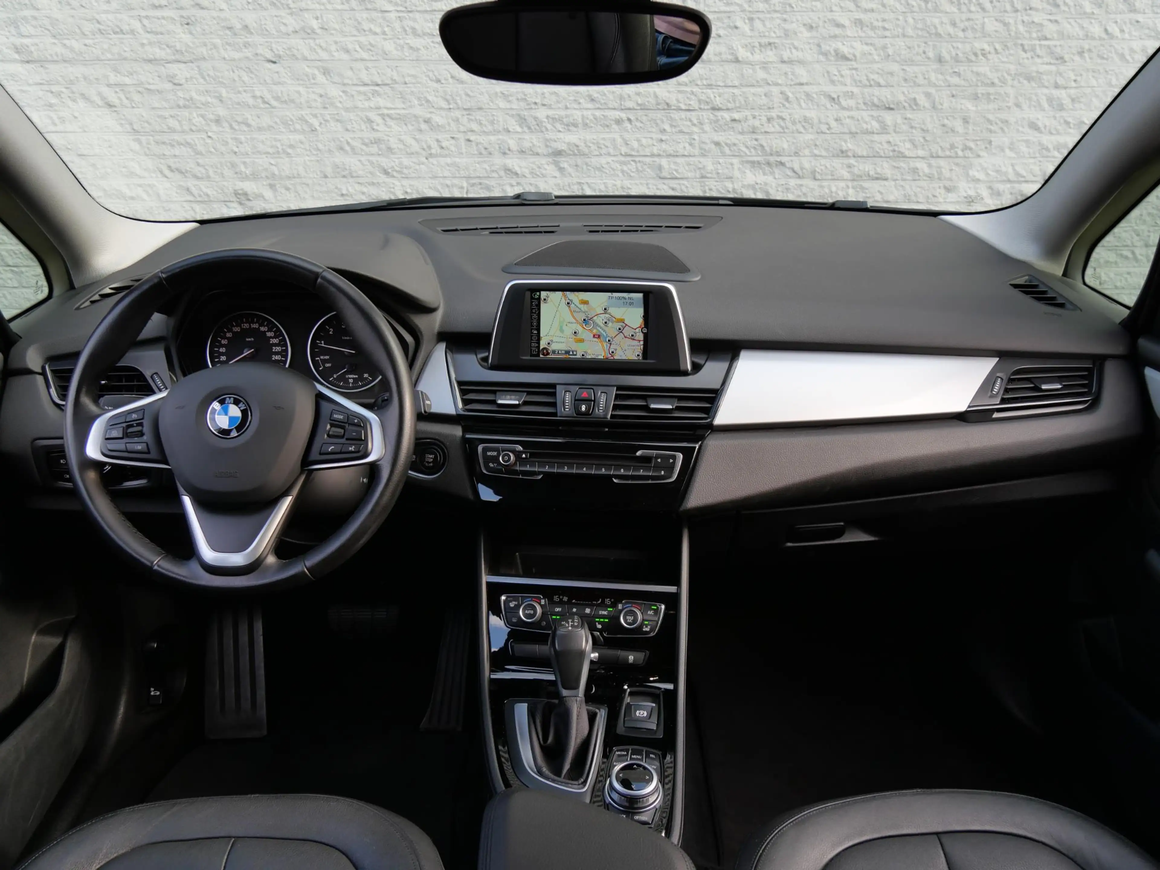 BMW 220 2-Serie GRAN TOURER 220i 192PK/ 7-PERSOONS/ LEER/ — photo 4