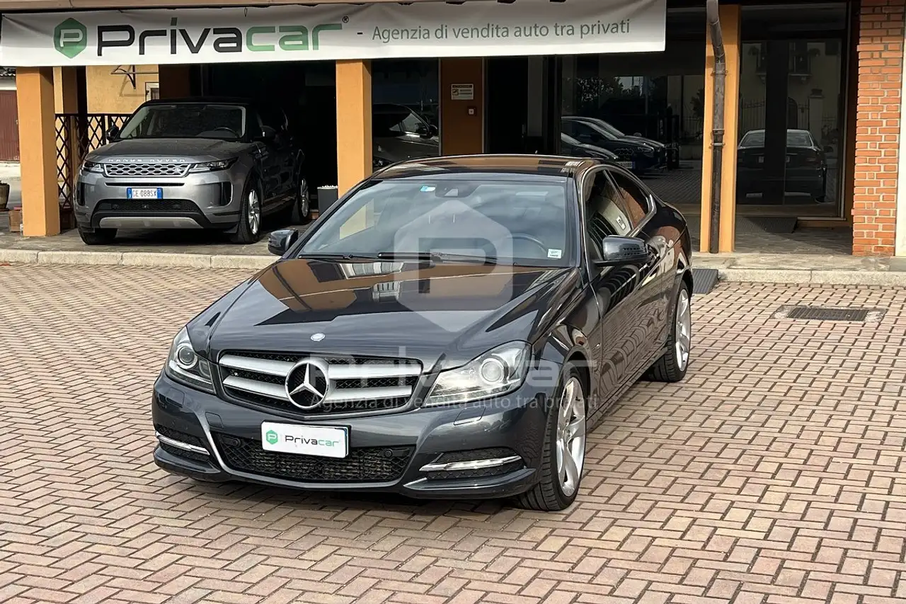 Mercedes-Benz C 220