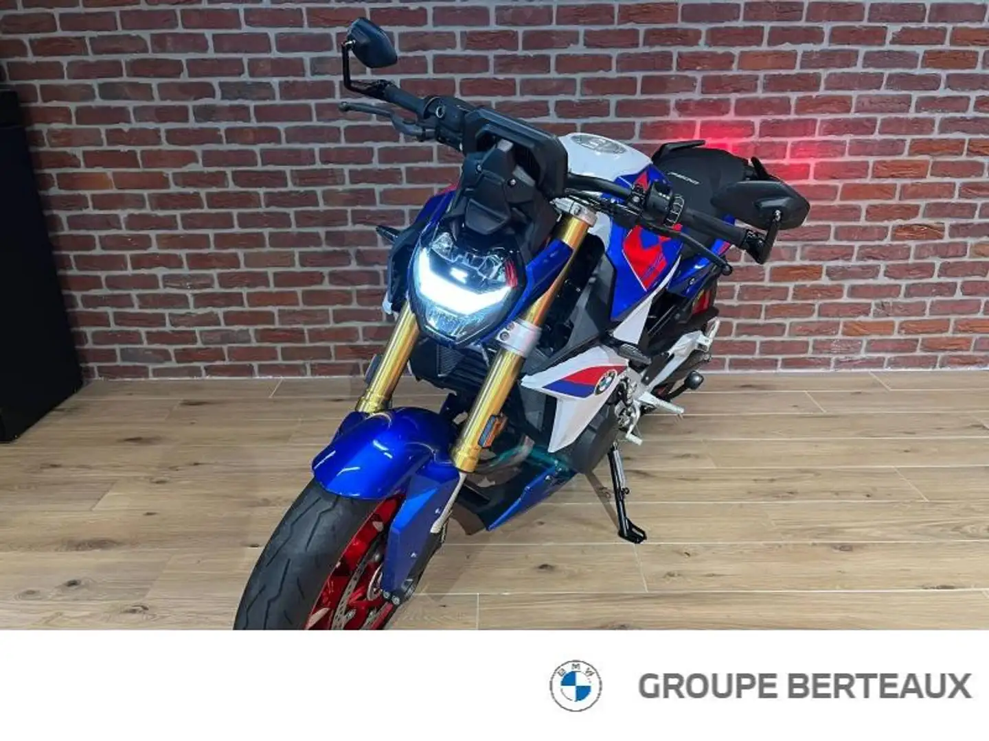 BMW F 900 R F 900 R A2 2025 - 1