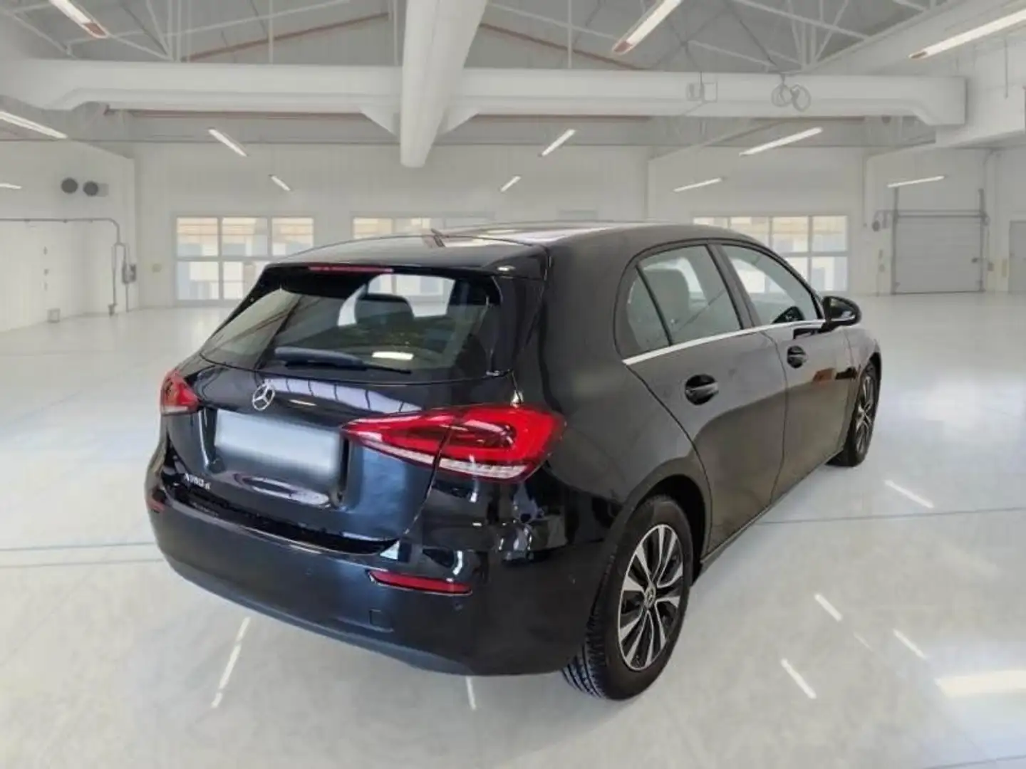 Mercedes-Benz A 180 A 180 d Automatic Business Extra Negro - 2