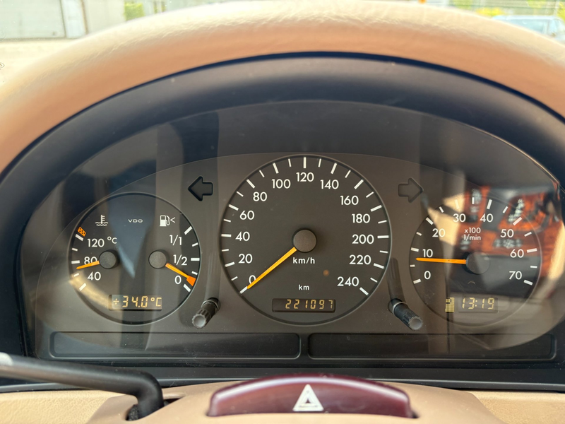 Mercedes-Benz ML 350 M-klasse * Automaat *airvo *nav — photo 15