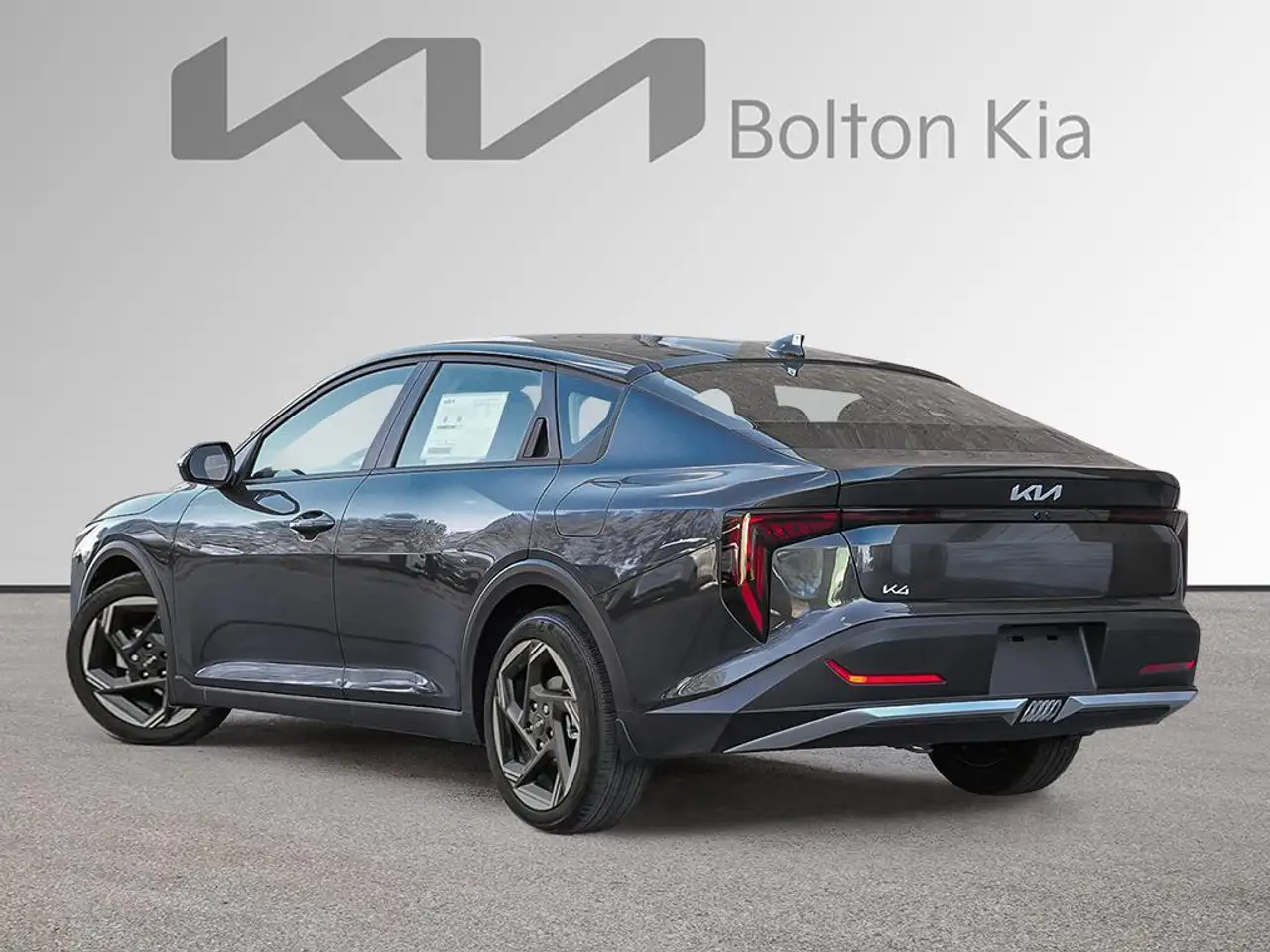 Kia K4 снимка Kia K4