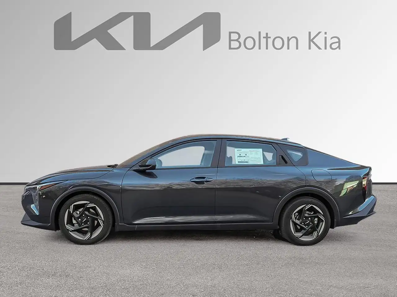 Kia K4 снимка Kia K4