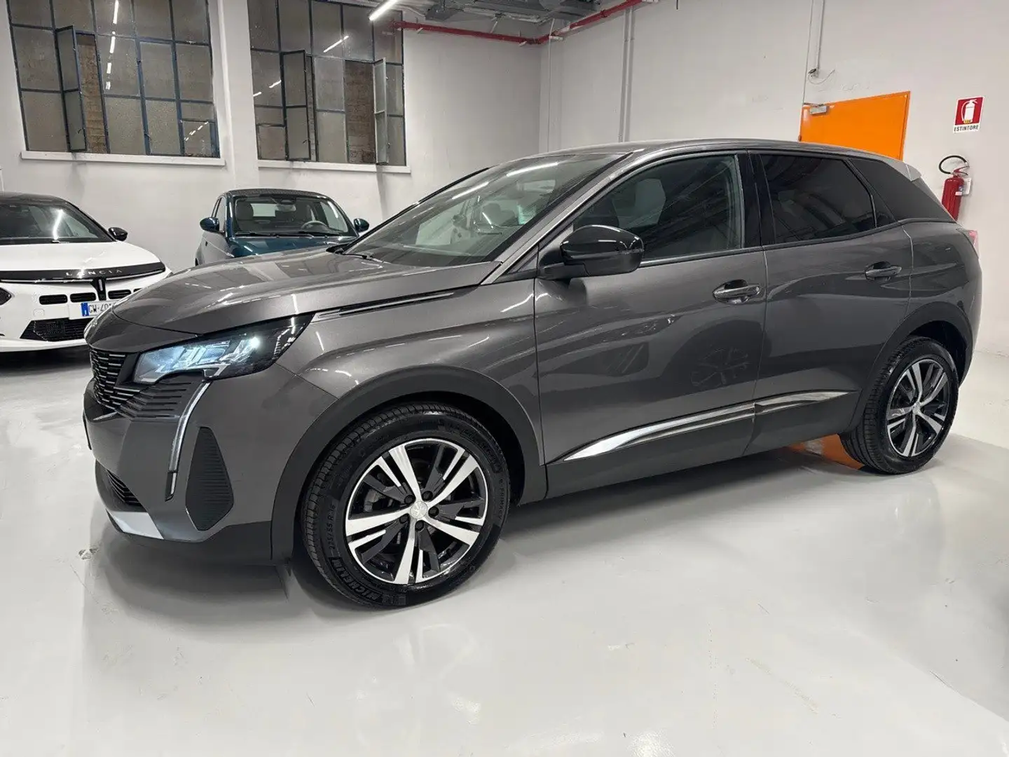 Peugeot 3008 BlueHDI 130 EAT8 S&S Allure Pack Grigio - 2