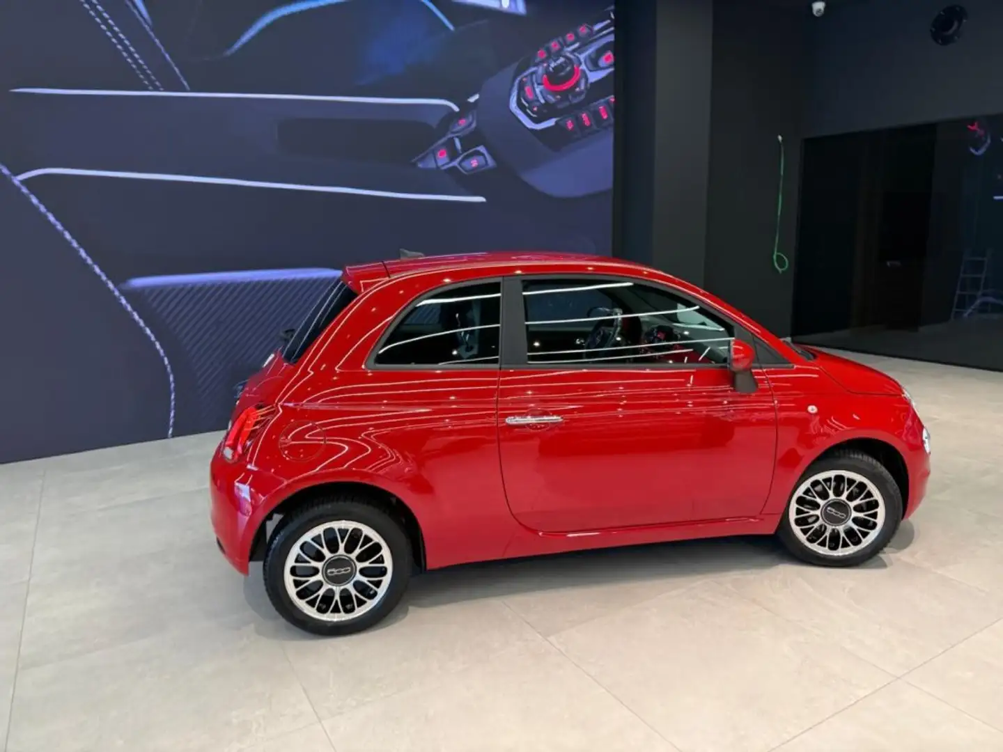 Fiat 500 1.0 Hybrid Pop Rosso - 2