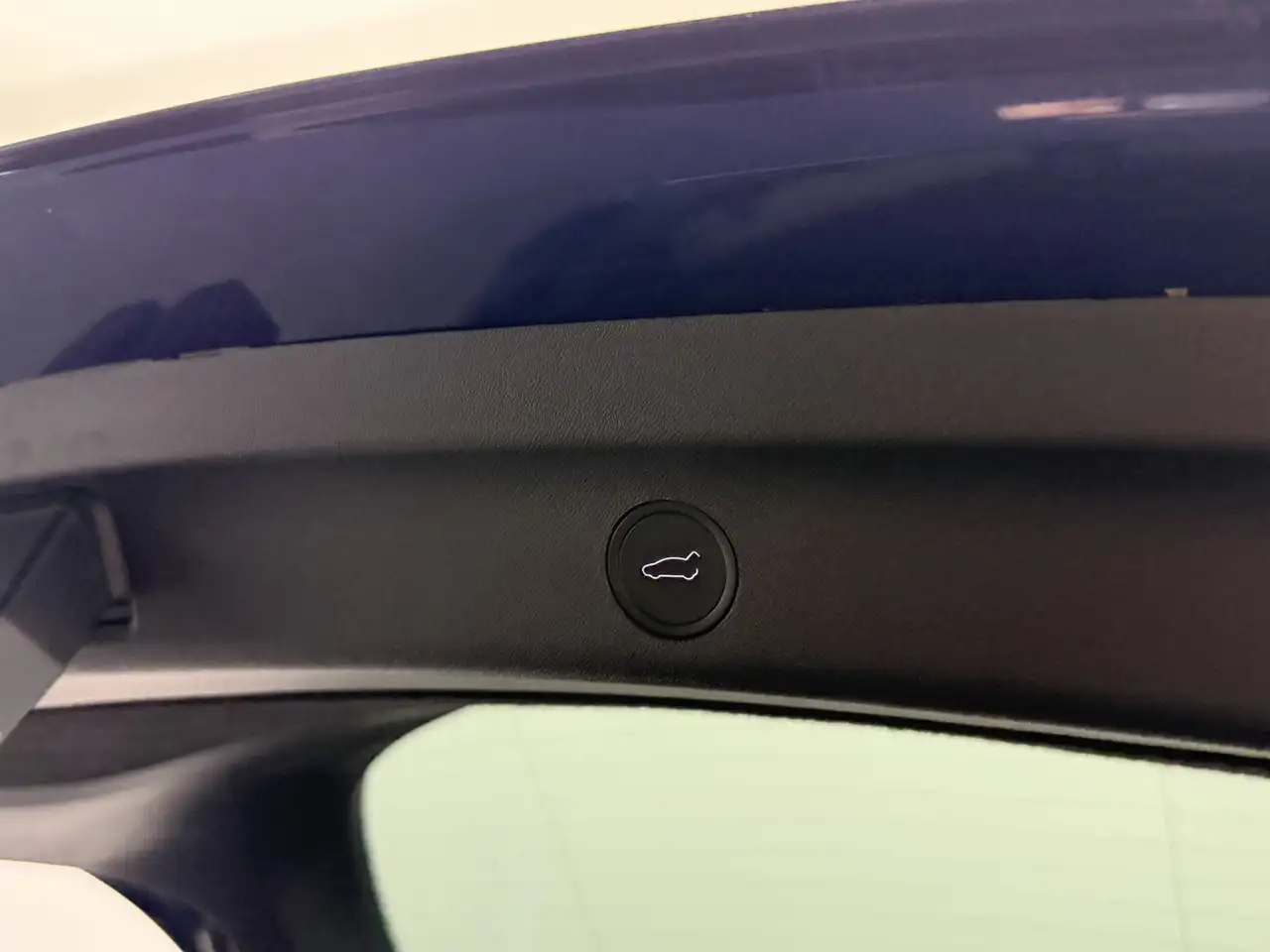 Tesla Model Y RWD 58 kWh SOH 95,1% 170 kw Snellaad Self-Driv, миниатюра 30