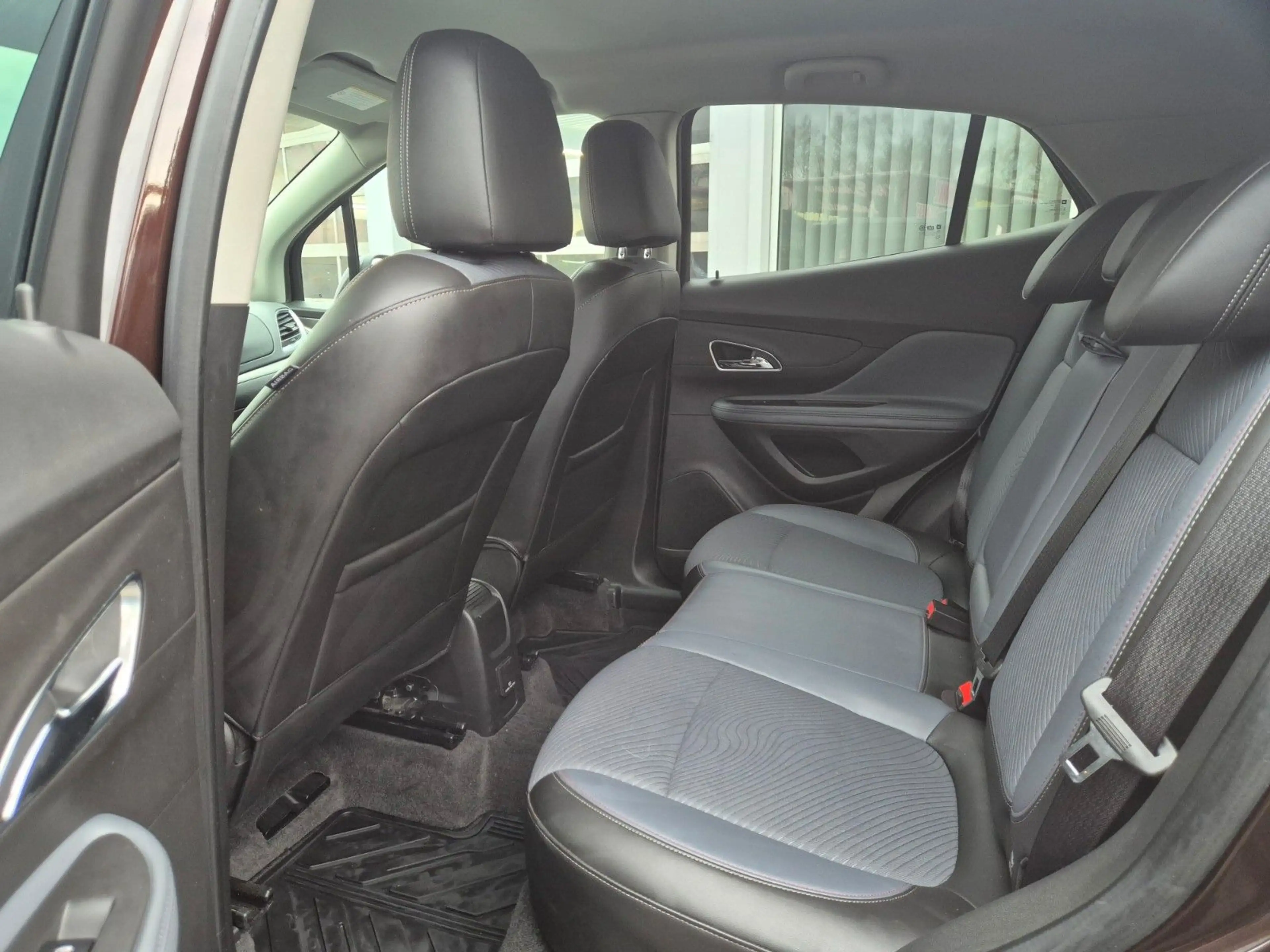 Opel Mokka X 4x4 — photo 9