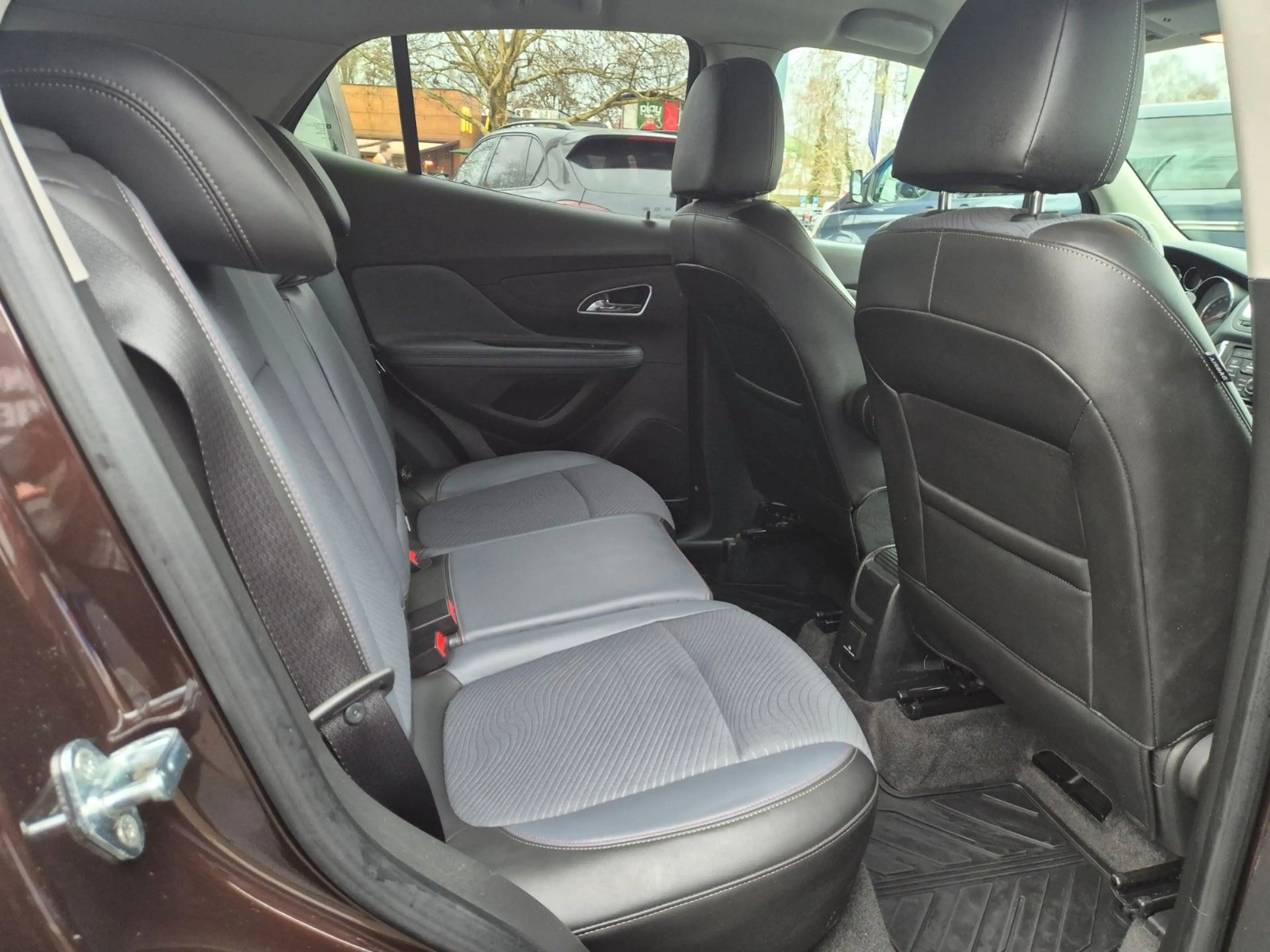 Opel Mokka X 4x4 — photo 10