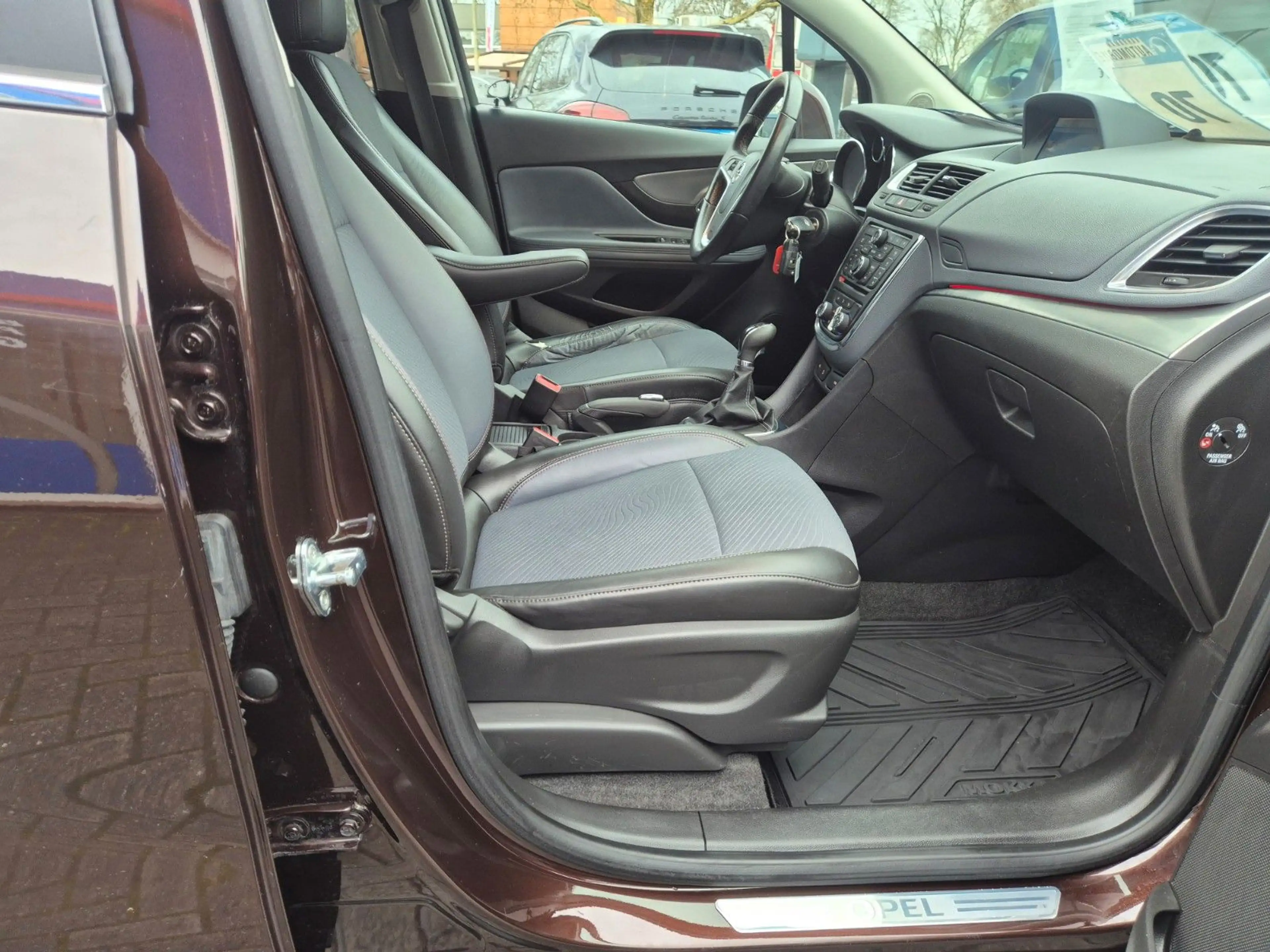 Opel Mokka X 4x4 — photo 12