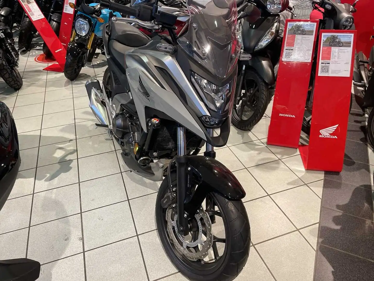 Honda NC 750 X  ABS Gri - 2