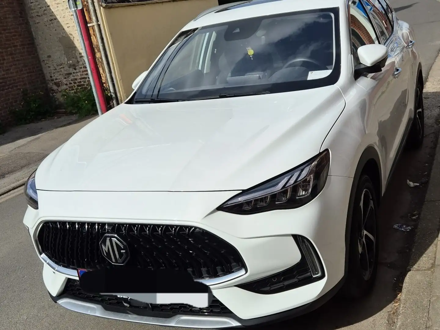 MG HS 1.5 T-GDi Luxury DCT Blanc - 1