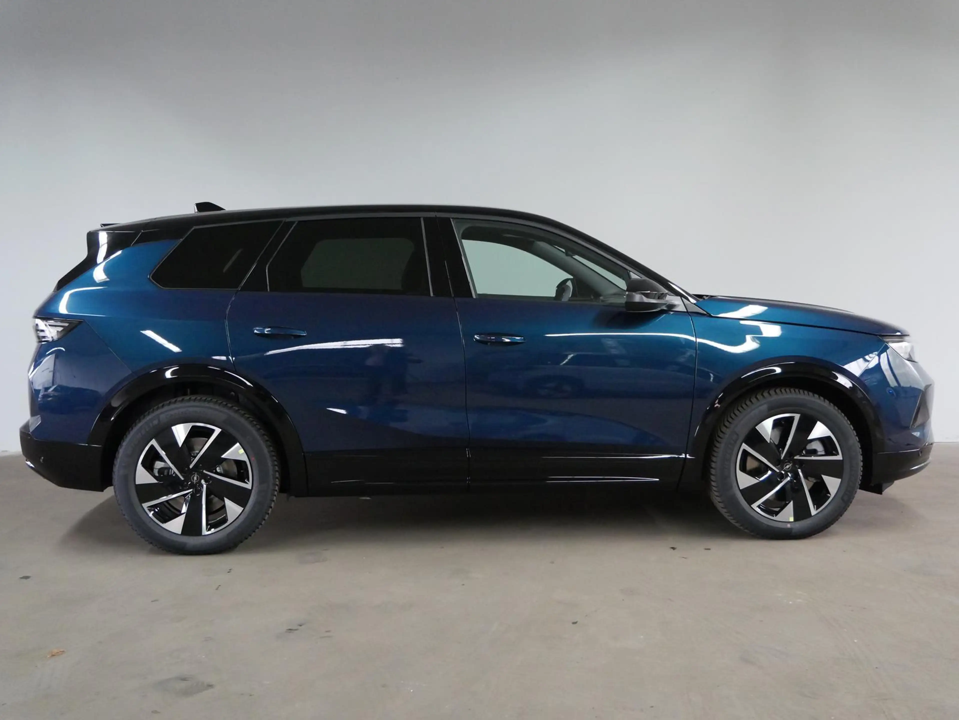 Opel Grandland Electric Ultimate | AHK | Navi | SHZ | — photo 5