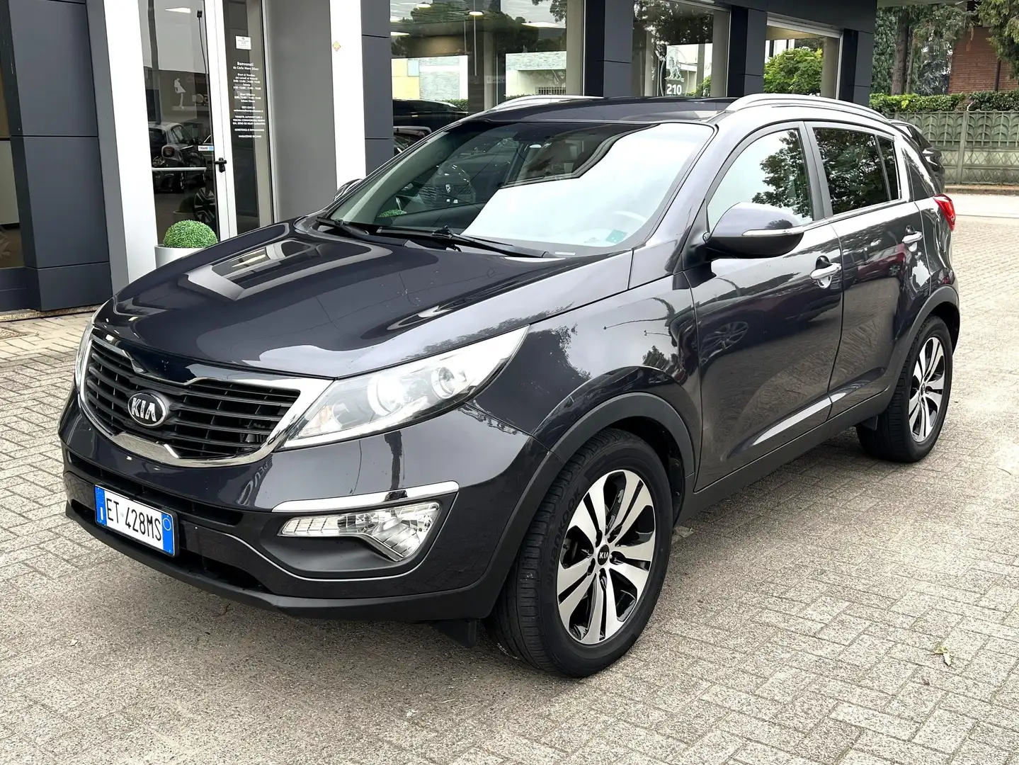 Kia Sportage 1.7 Crdi Class 2wd Grijs - 1