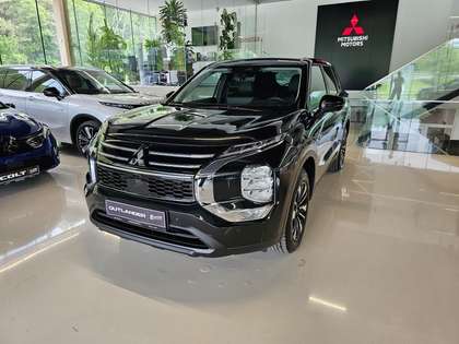 Mitsubishi Outlander 2,4 PHEV S-AWC Invite