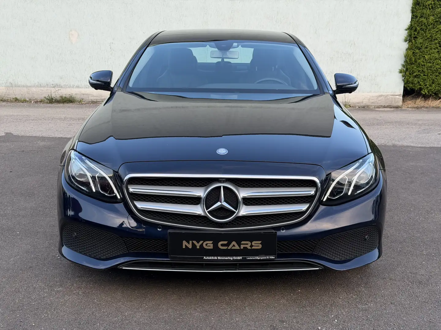 Mercedes-Benz E 220 d 4MATIC Avantgarde Aut. - 1