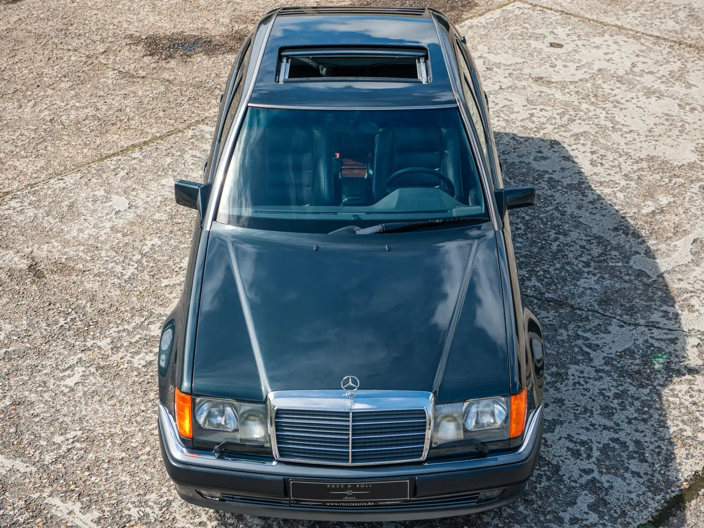 Mercedes-Benz E 500 | W124 500E | LEATHER | AIRCO | SOUND SYSTEM Noir - 2