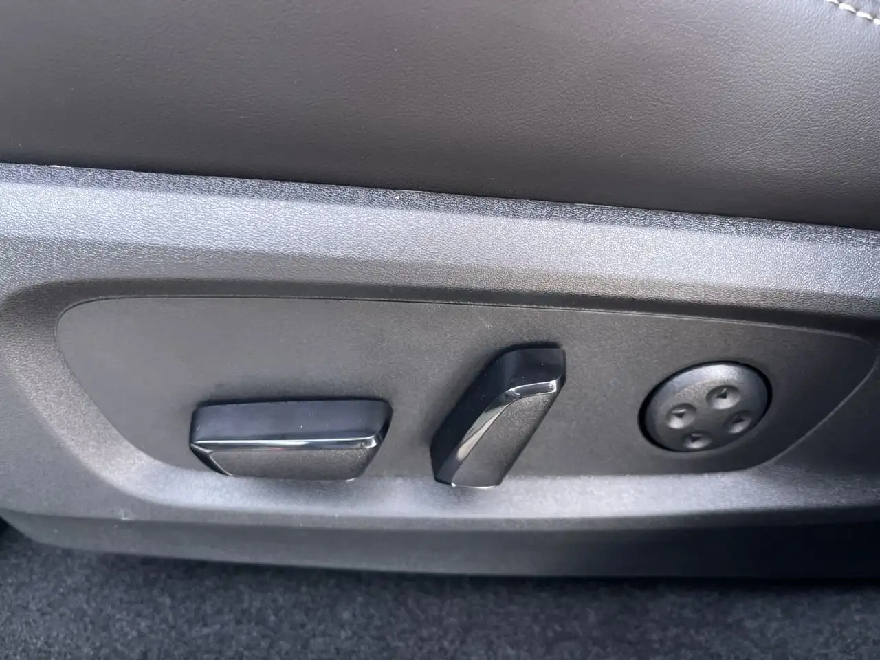 Infiniti QX60 photo Infiniti QX60
