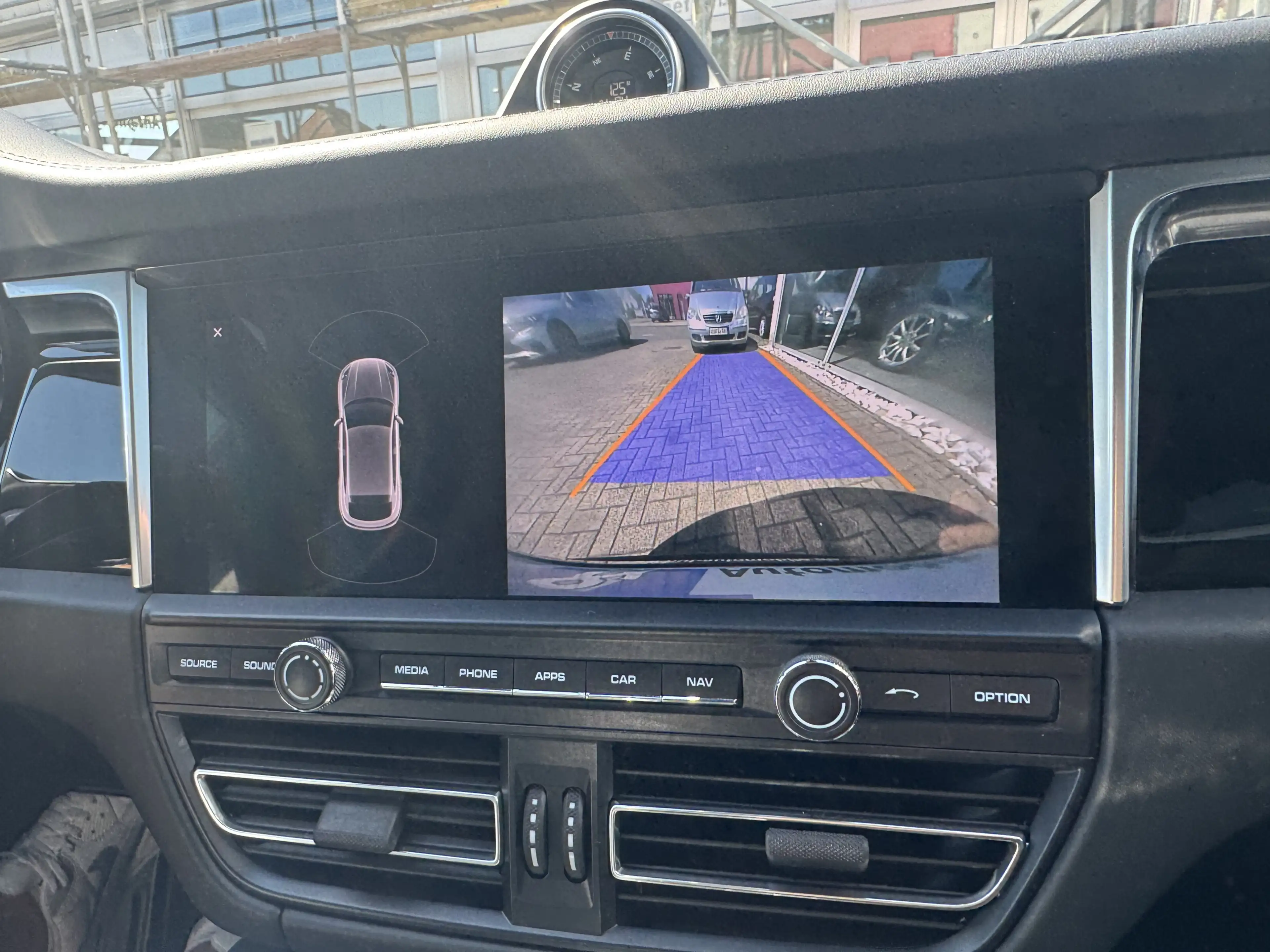Porsche Macan 1.Hand Pano Luft LED 20 — photo 6