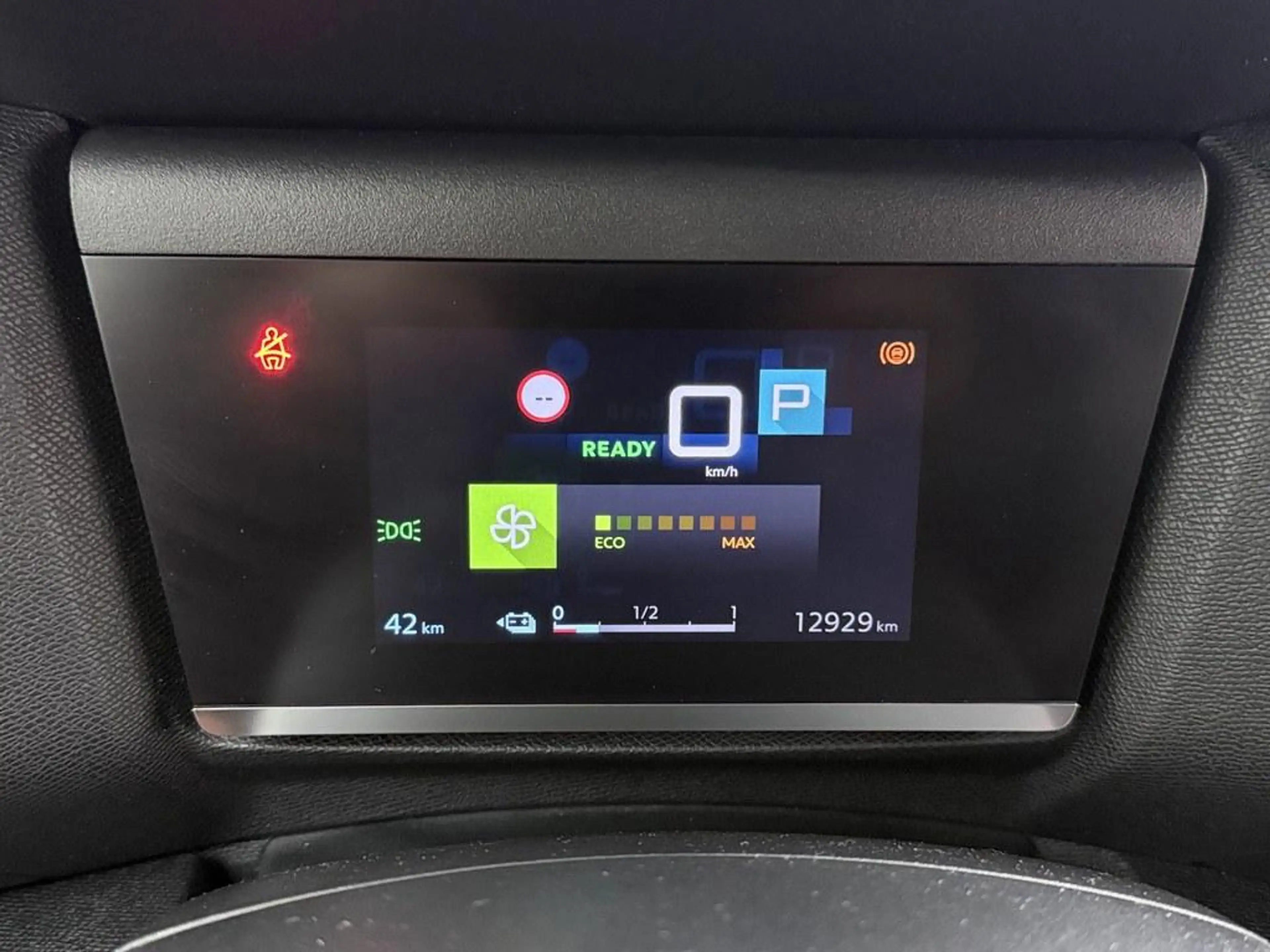 Citroen E-C4 Electric Live 50 kWh SOH 89,5%/Cruise/Apple Carplay/Clima — photo 10