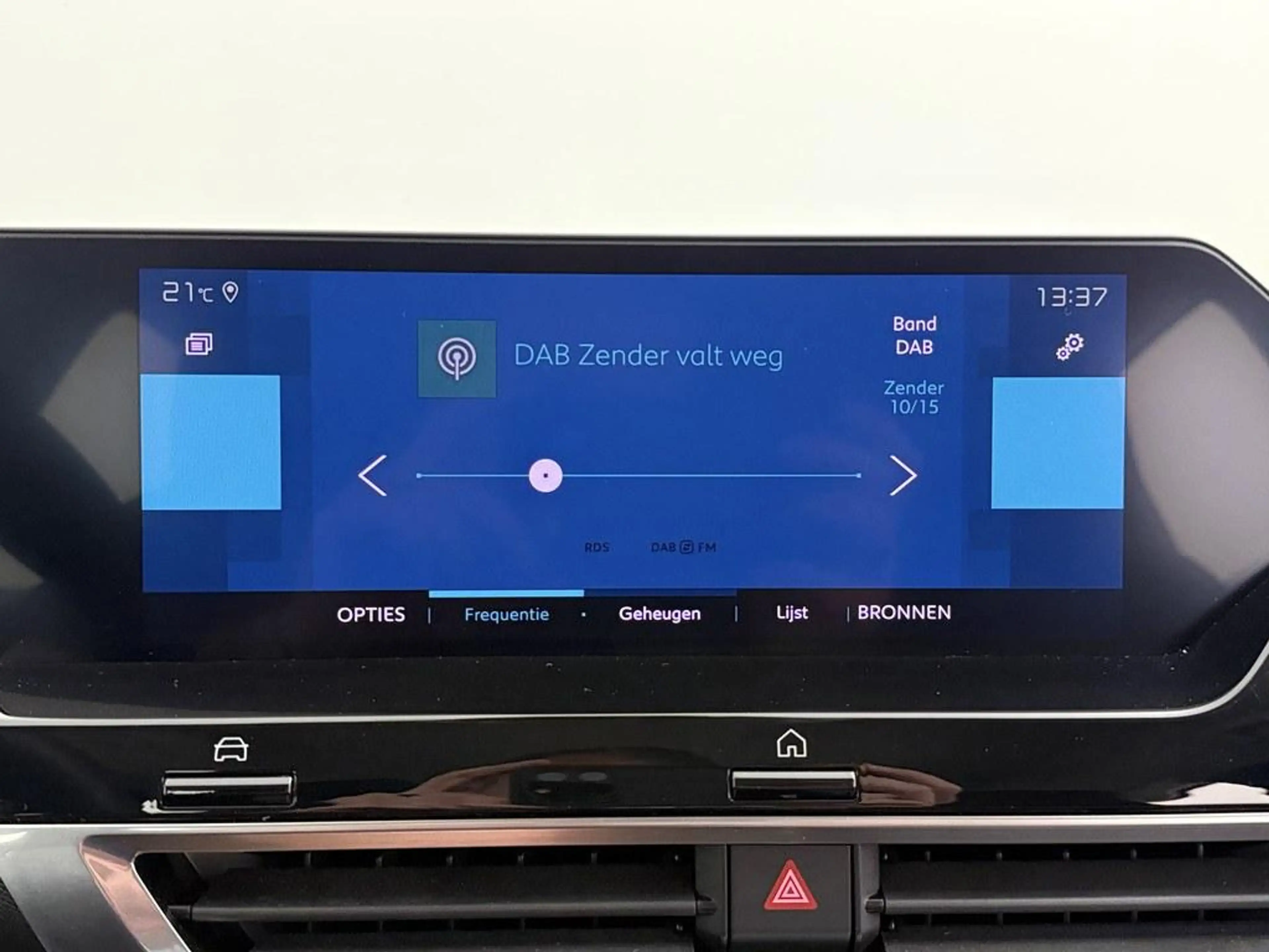 Citroen E-C4 Electric Live 50 kWh SOH 89,5%/Cruise/Apple Carplay/Clima — photo 13