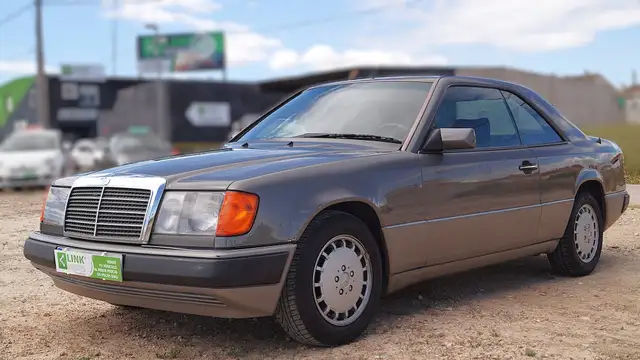 Mercedes-Benz CE 300 (124)