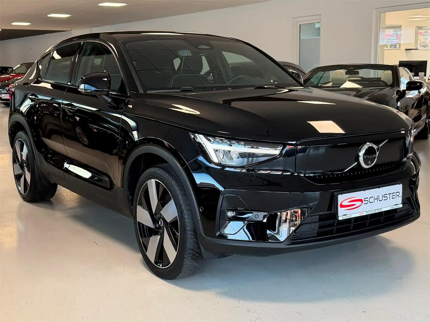 Volvo C40 Pure Electric Twin AWD Ultimate Schwarz - 1