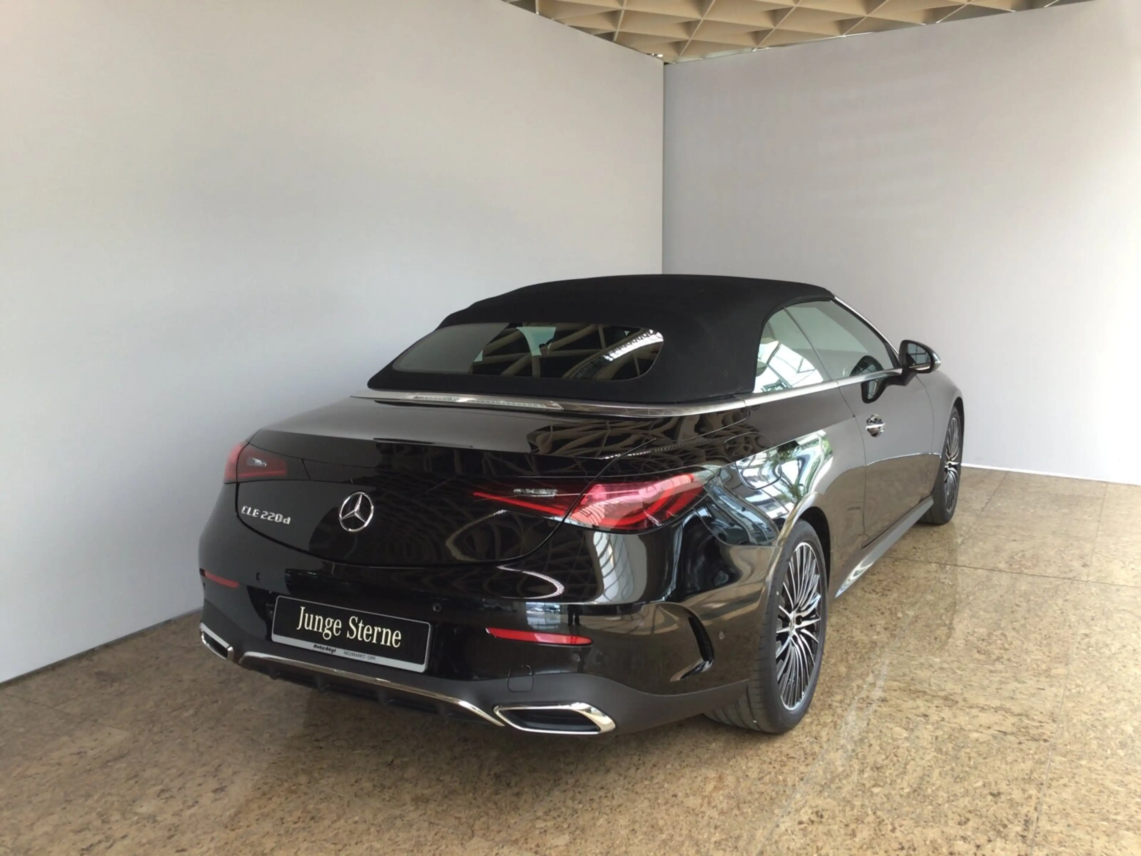 Mercedes-Benz CLE 220 CLE 220 d Cabrio AMG Line Advanced Plus/Komfort — photo 4