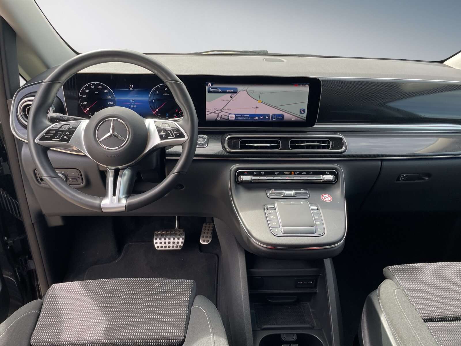 Mercedes-Benz V 220