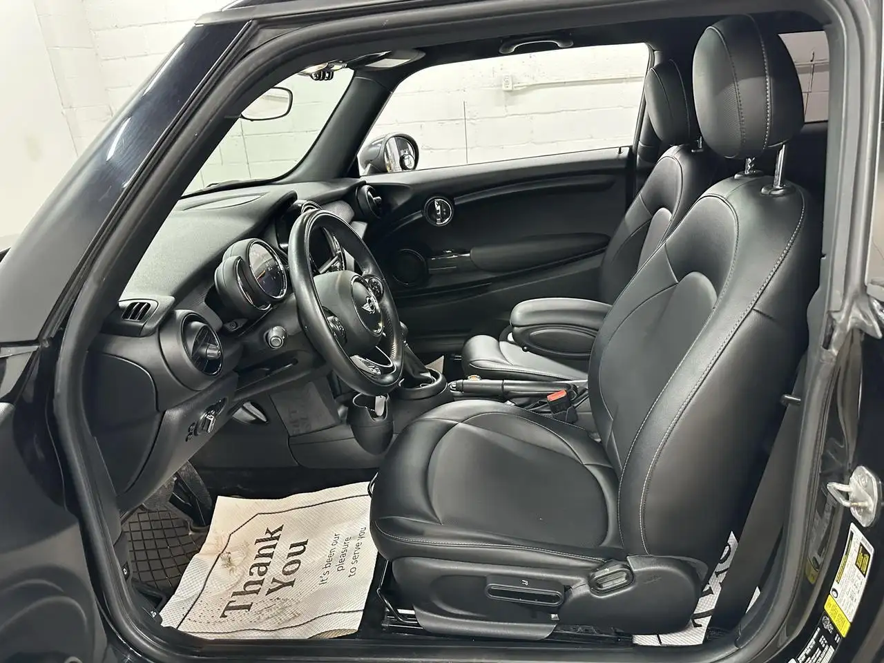 MINI 3 Door снимка MINI 3 Door