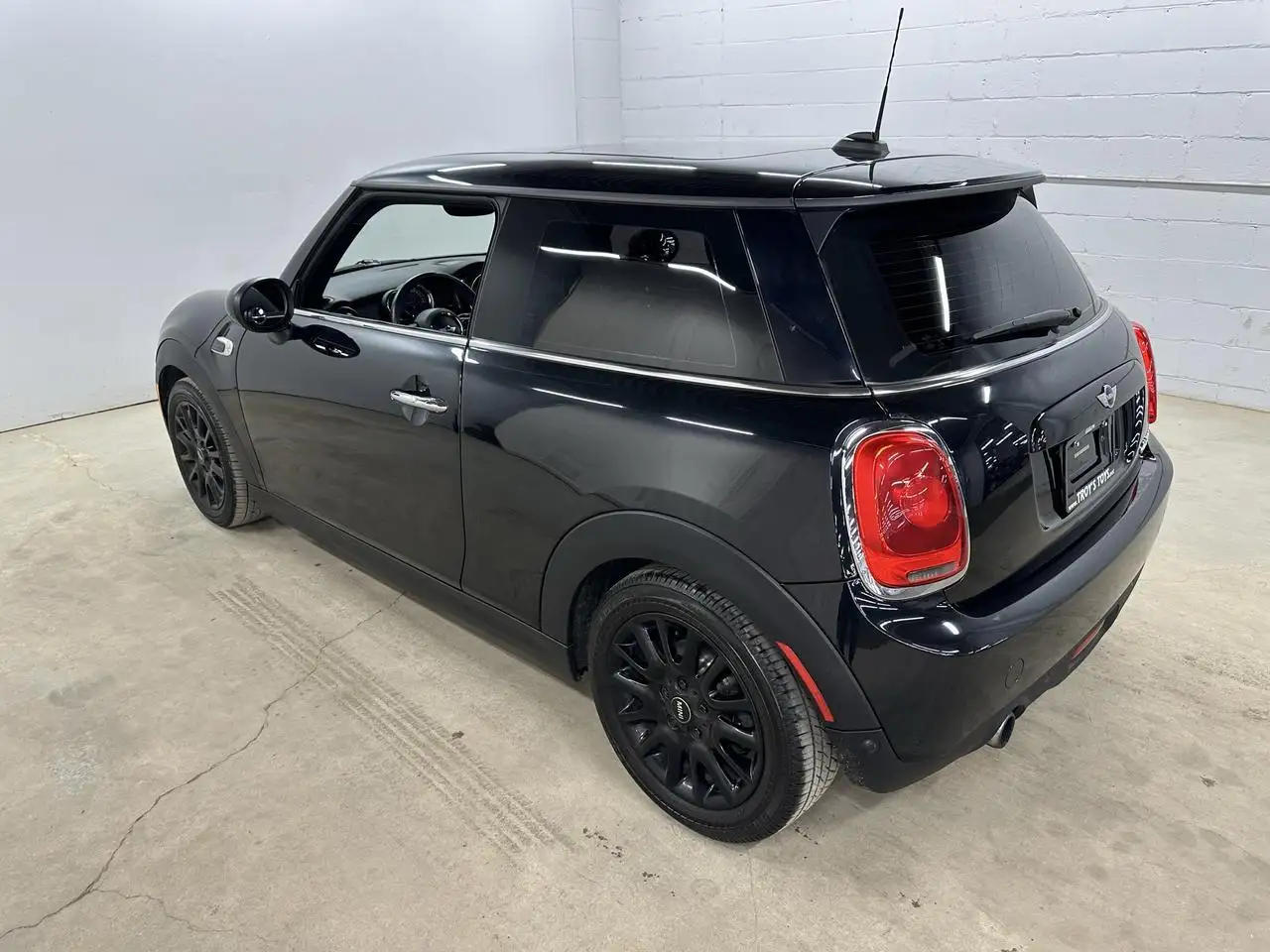 MINI 3 Door снимка MINI 3 Door