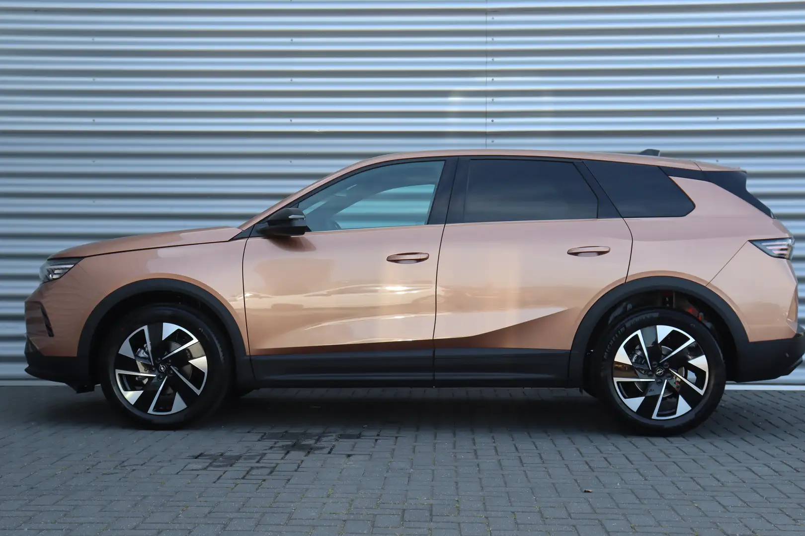 Opel Grandland 1.2 HYBRID 145PK GS AUTOMAAT | Draadloze telefoonl Brown - 2