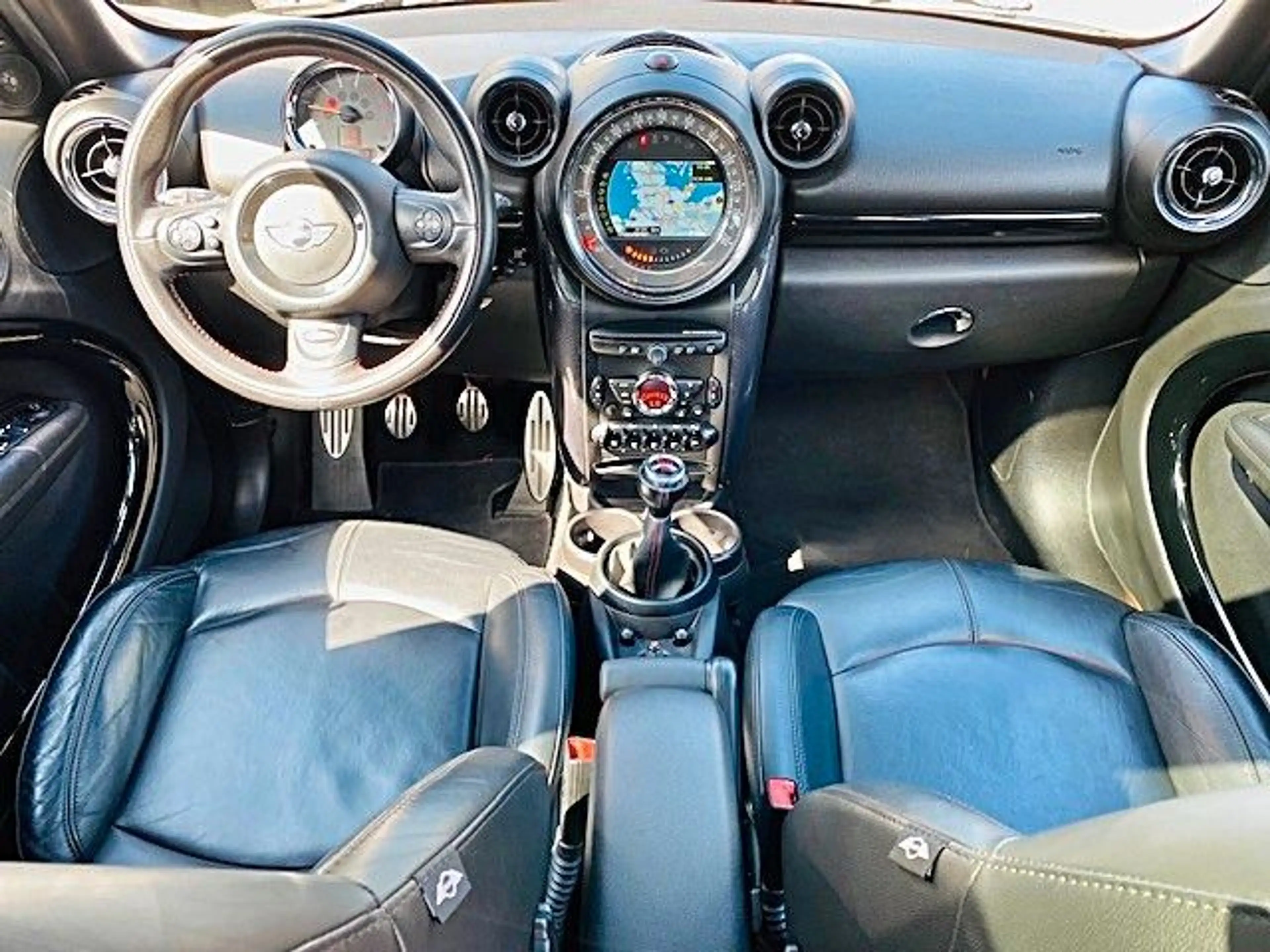 MINI Cooper SD Countryman Cooper SD ALL4 — photo 12