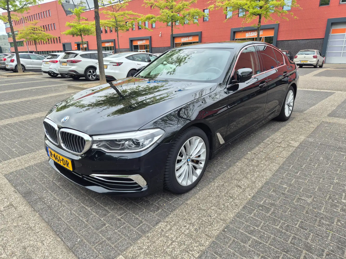BMW 540 540 Xdrive High Executive Luxury Edition Zwart - 1