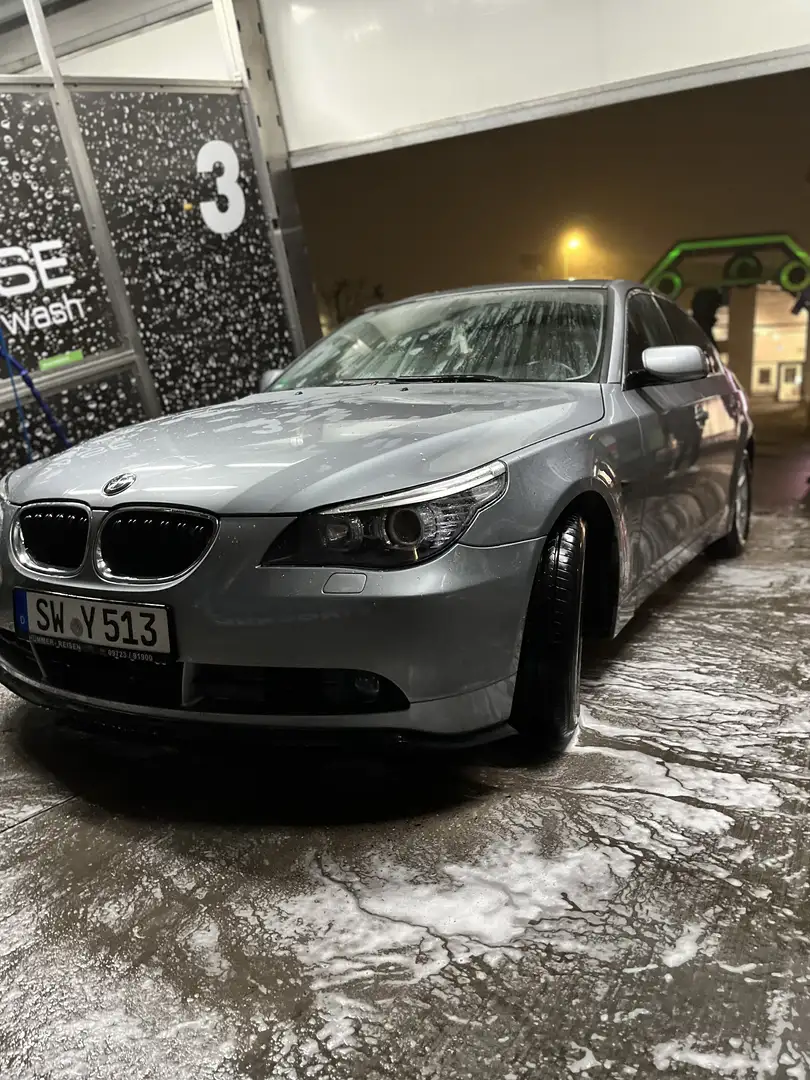 BMW 530 530i - 2