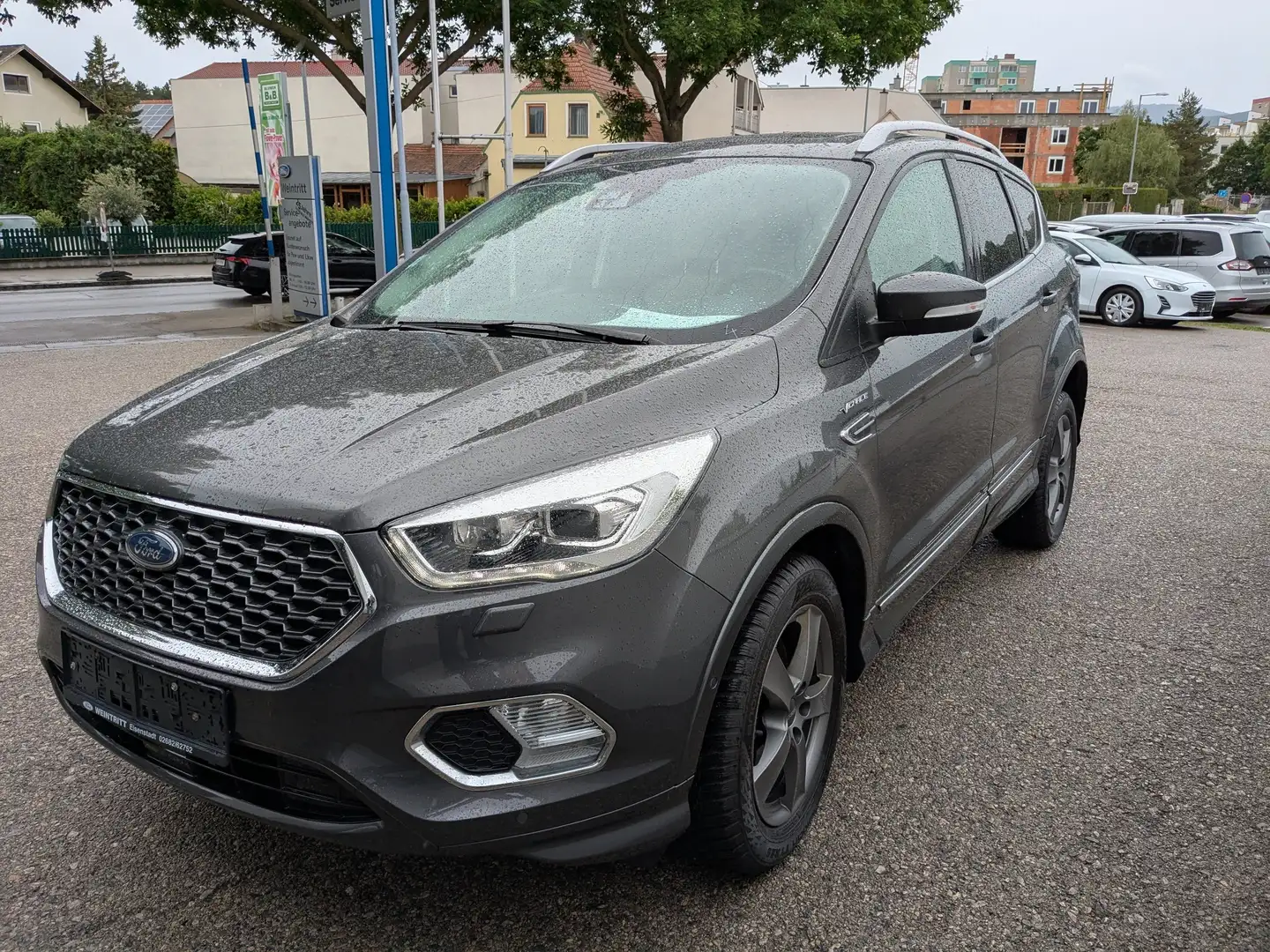 Ford Kuga Vignale Grau - 1