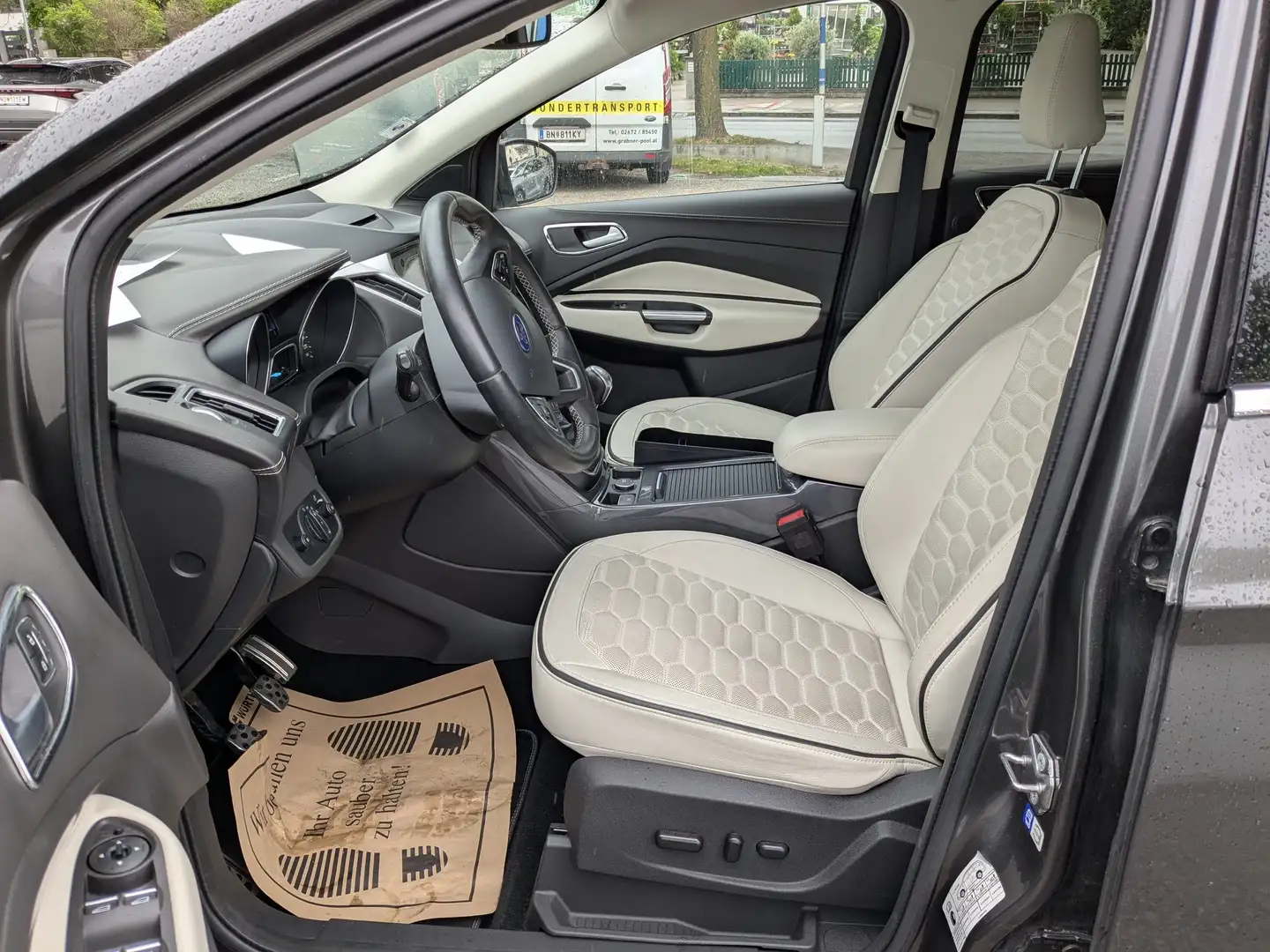 Ford Kuga Vignale Grau - 2