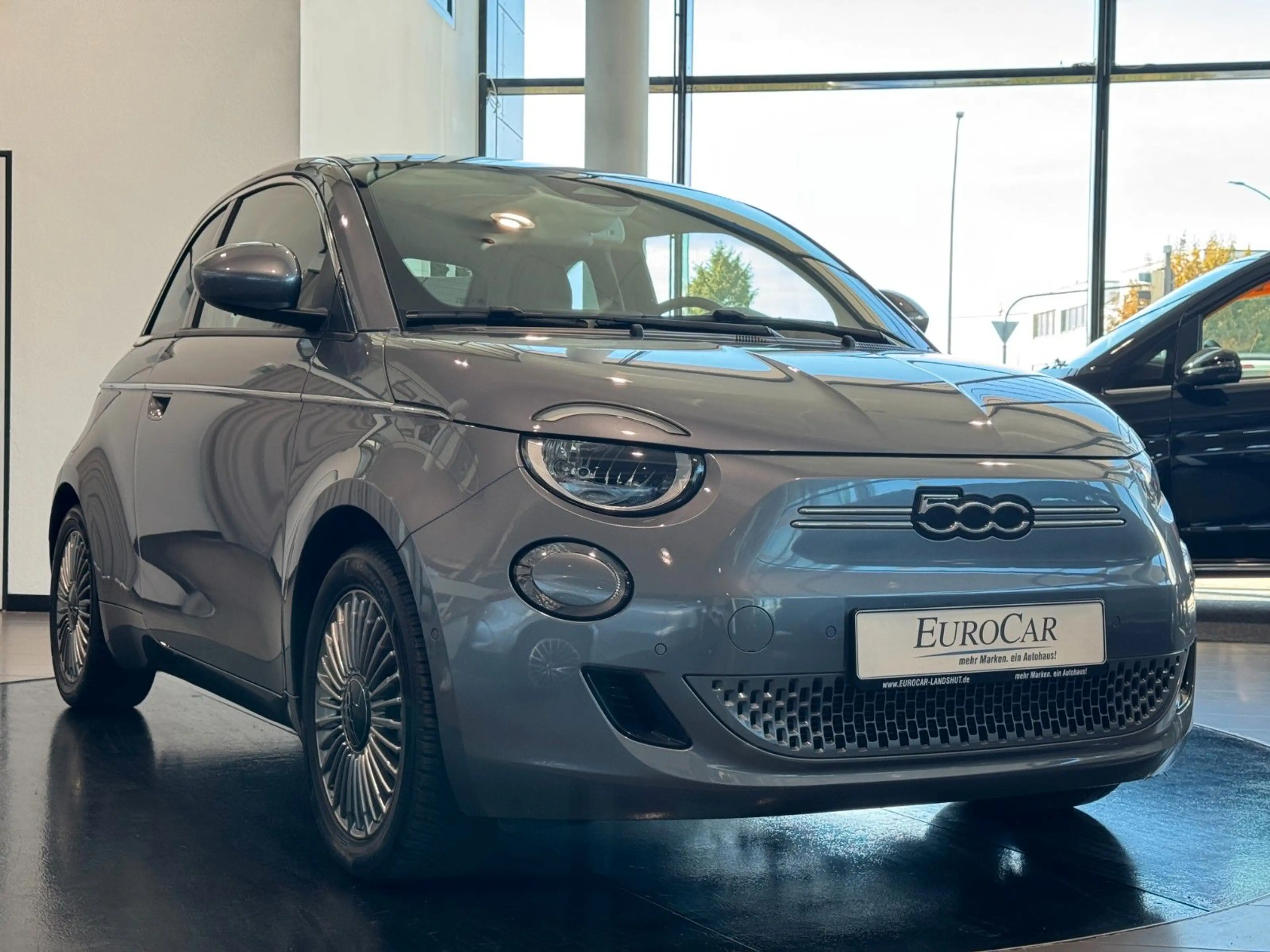 Fiat 500e 42kW/h SmartphoneInt SpurhalteA Shzg Kamera — photo 3
