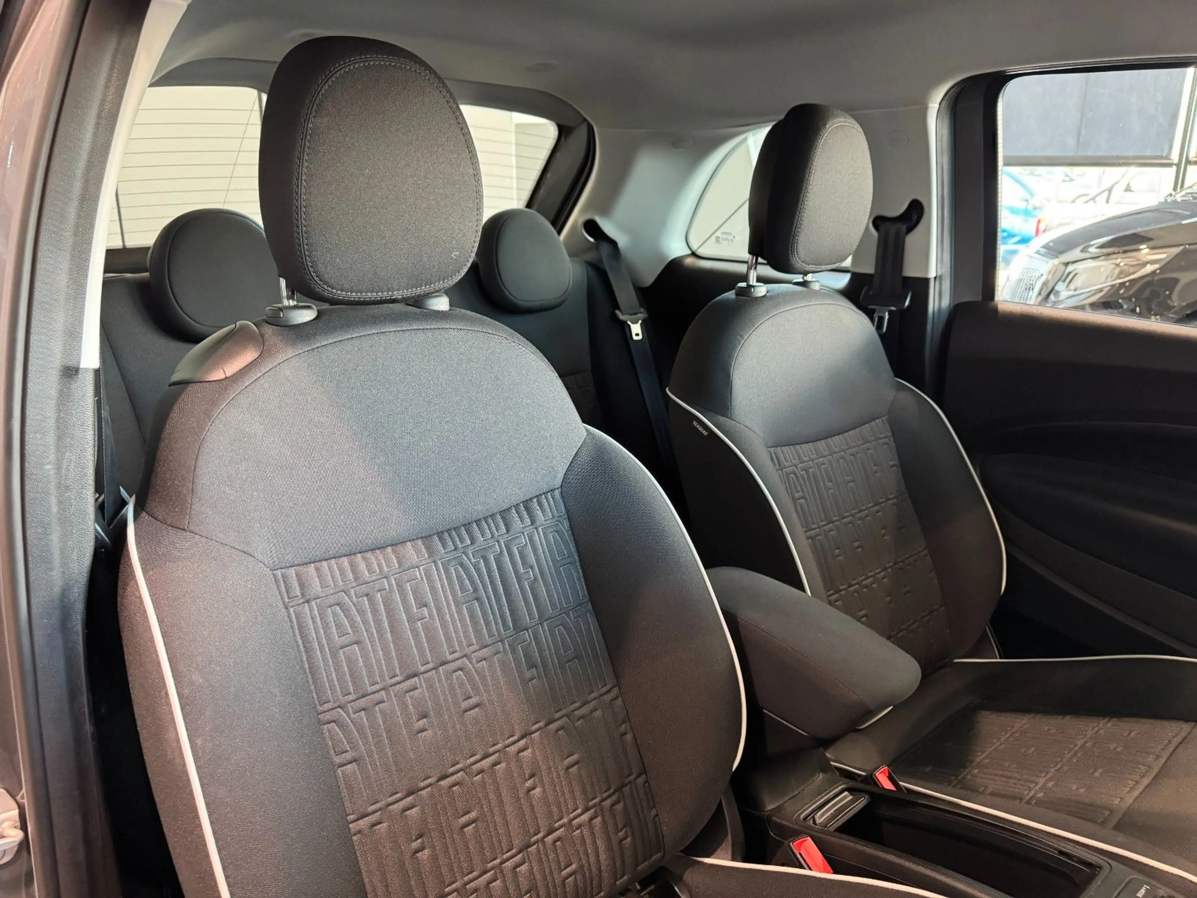 Fiat 500e 42kW/h SmartphoneInt SpurhalteA Shzg Kamera — photo 12