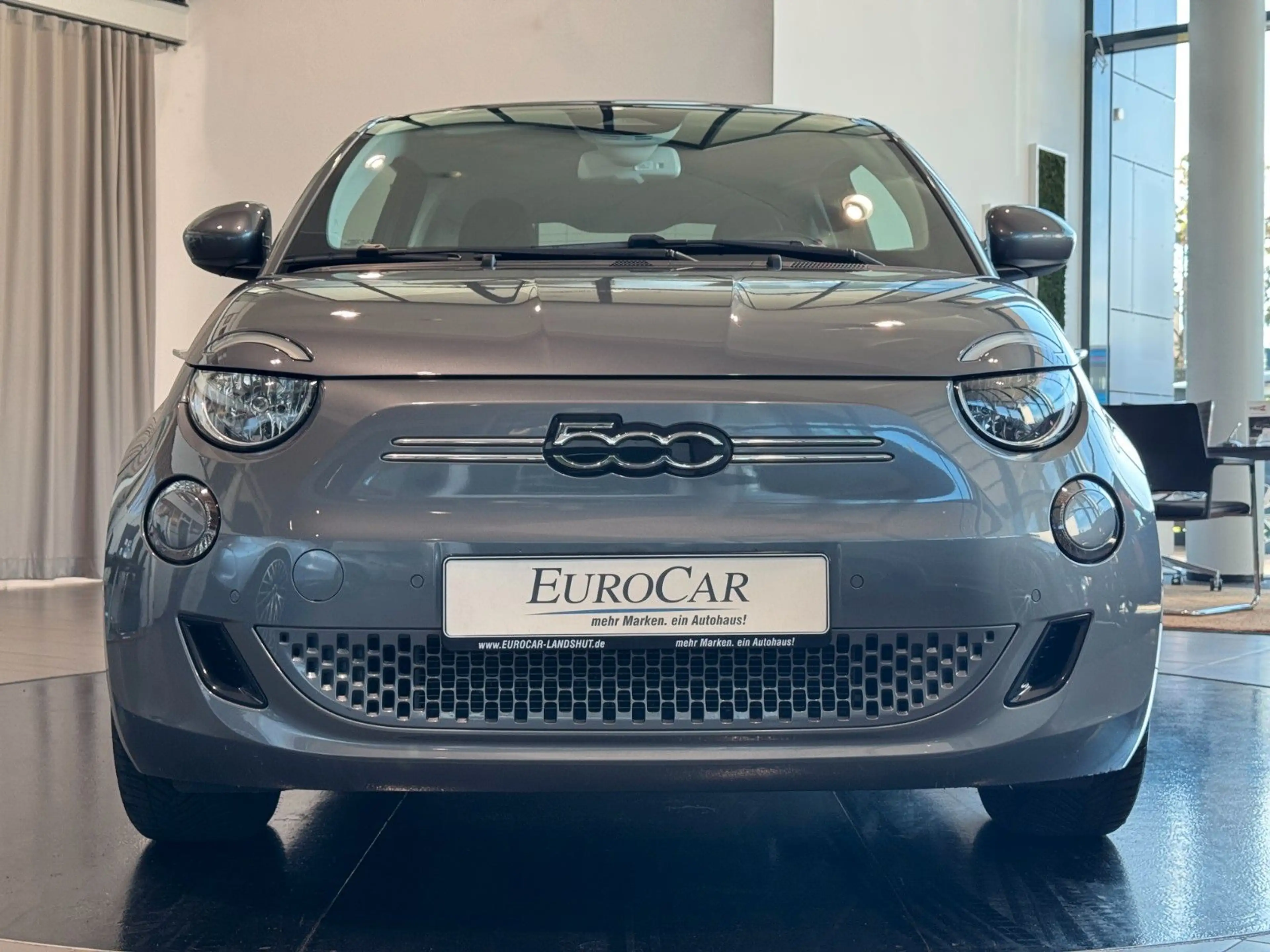 Fiat 500e 42kW/h SmartphoneInt SpurhalteA Shzg Kamera — photo 14