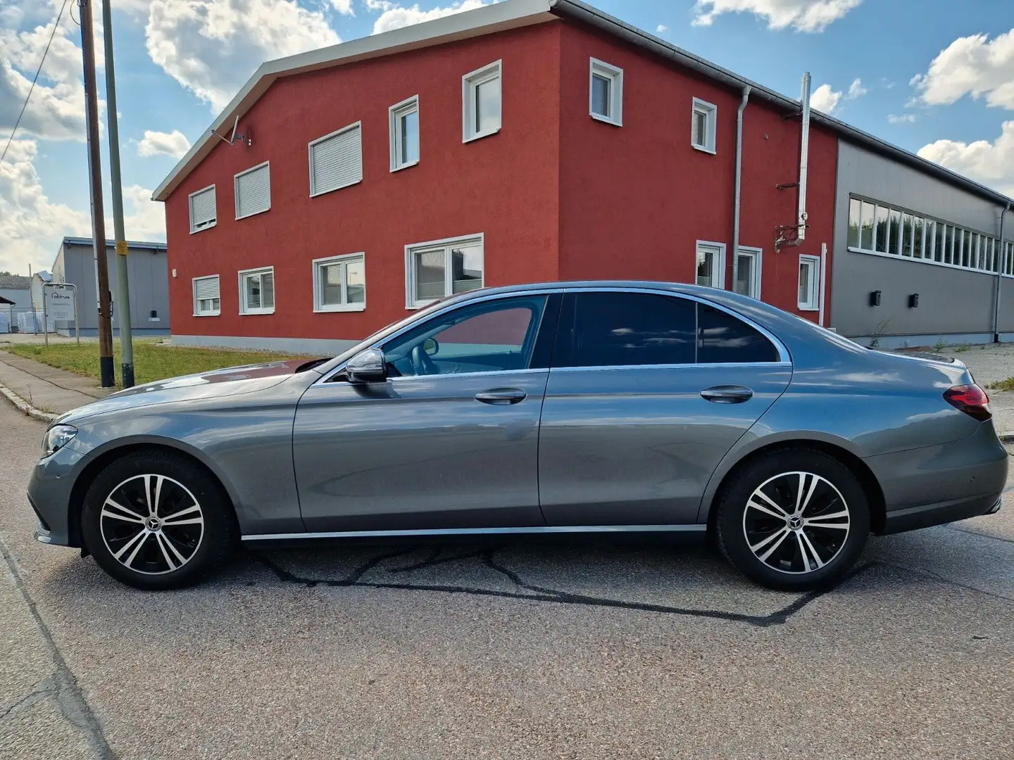 Mercedes-Benz E 220 E -Klasse Lim. E 220 d Grau - 1