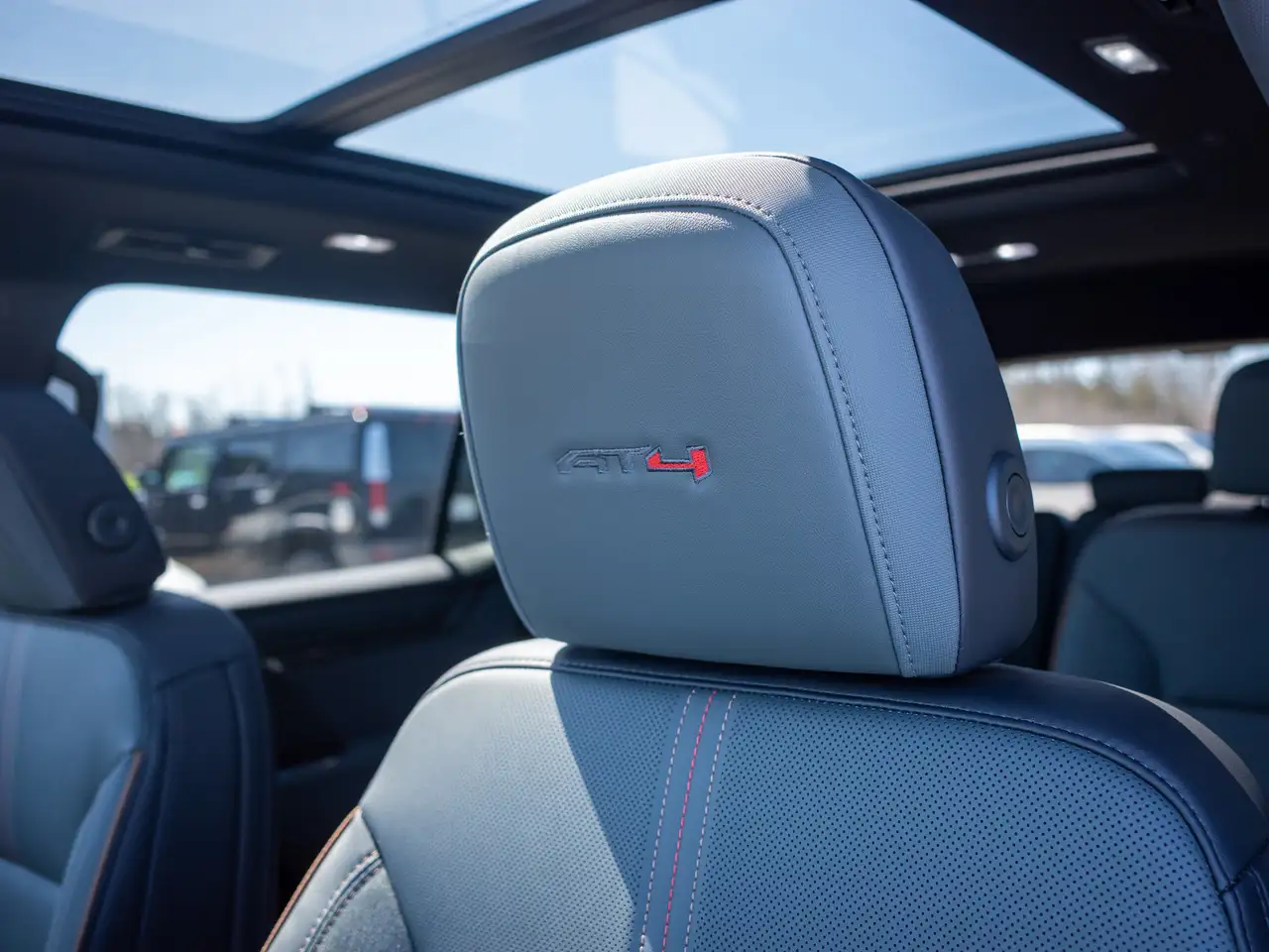 GMC Acadia снимка GMC Acadia