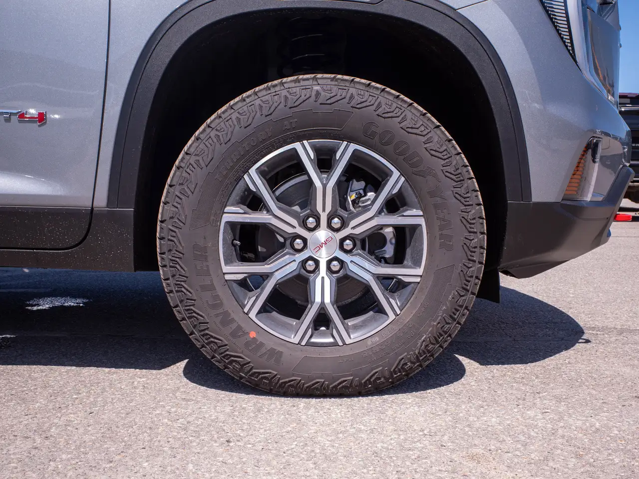 GMC Acadia снимка GMC Acadia