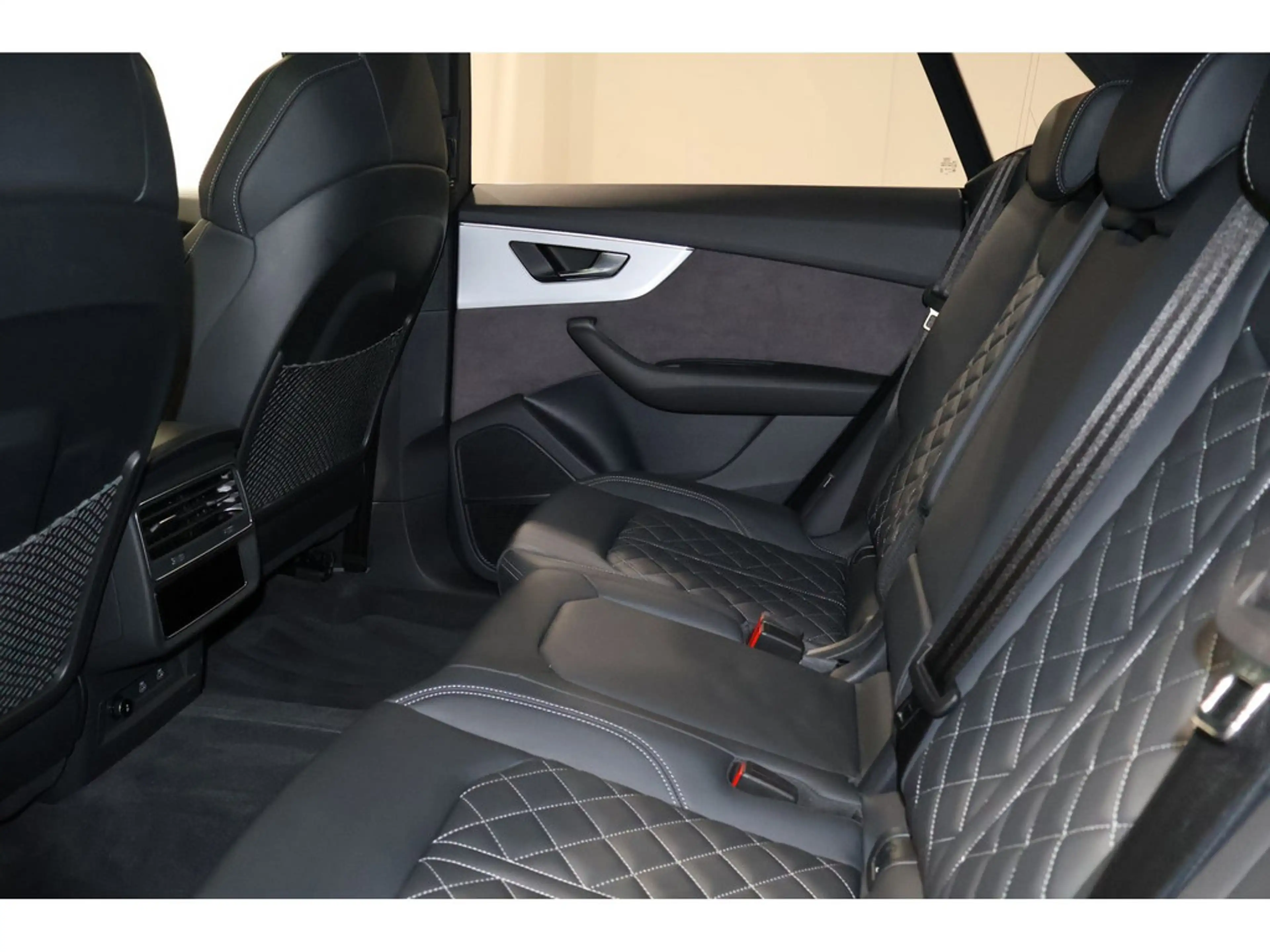 Audi Q8 50 TDI quattro B&O*Panorama*MatrixLED — photo 12