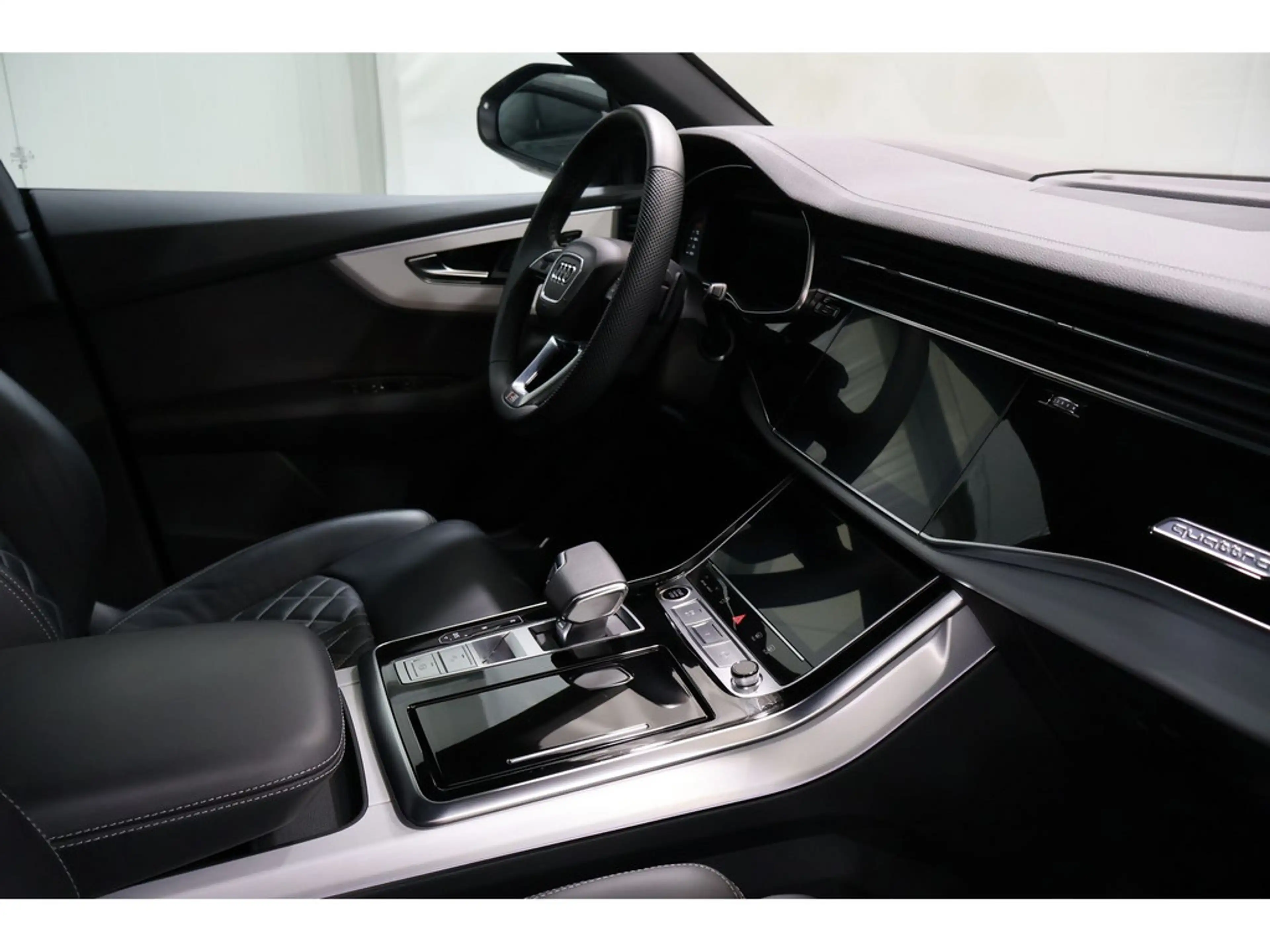 Audi Q8 50 TDI quattro B&O*Panorama*MatrixLED — photo 14