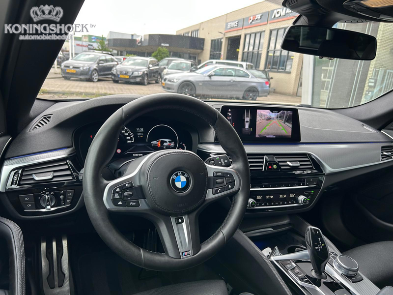 BMW 520 5-serie Touring 520i High Executive Edition M-Spor — photo 11