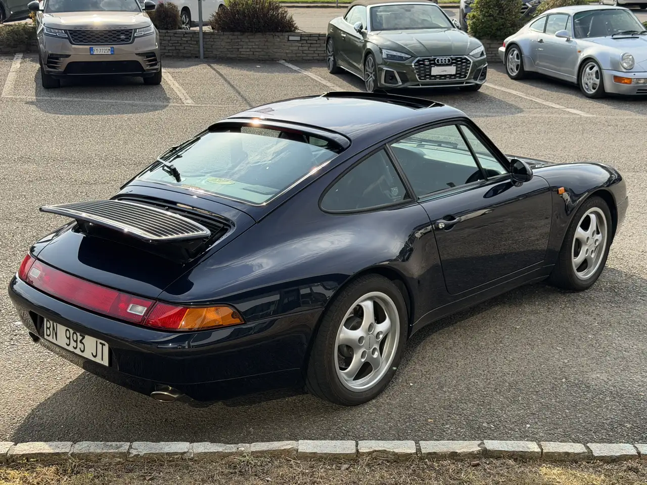 Porsche 993 911 III Carrera 993 911 3.6 Carrera 4, foto 2