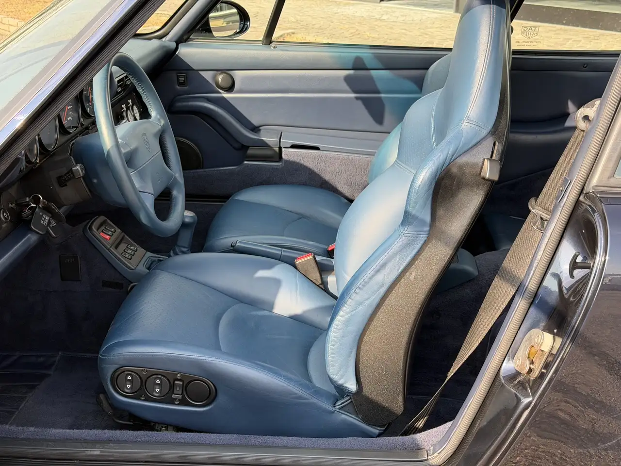 Porsche 993 911 III Carrera 993 911 3.6 Carrera 4, foto 7