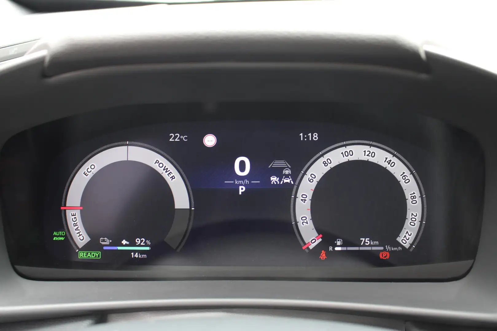 Toyota C-HR 2.0 Plug-in Hybrid 220 Executive Automaat | Voorru Gris - 2