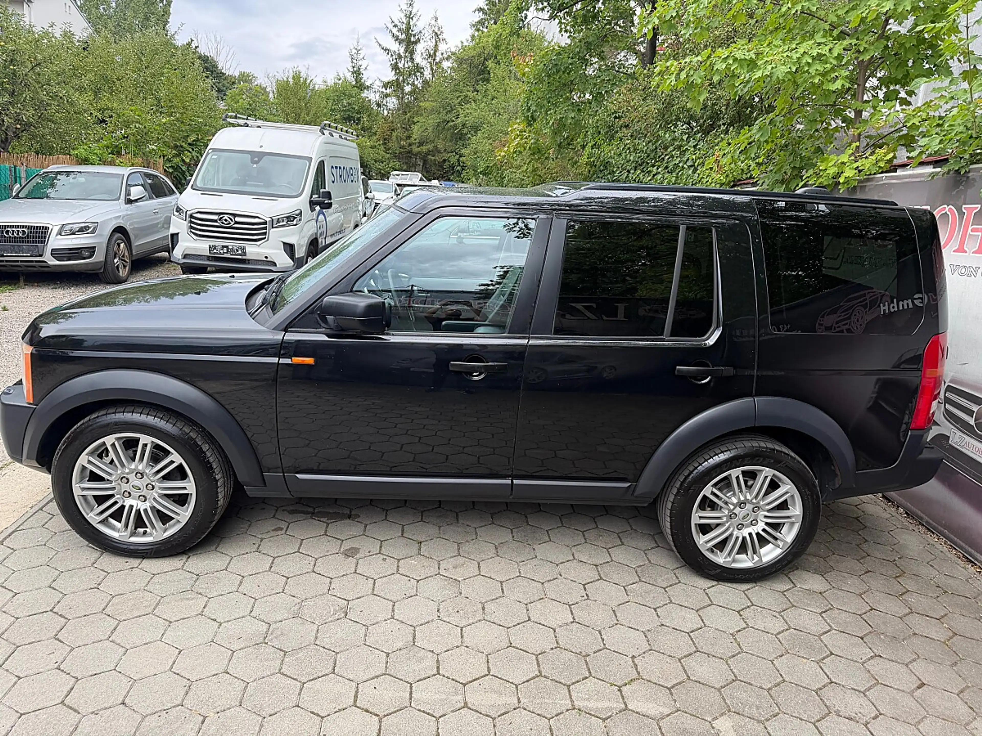 Land Rover Discovery 2.7 TD V6 HSE 7 Sitzer — photo 4