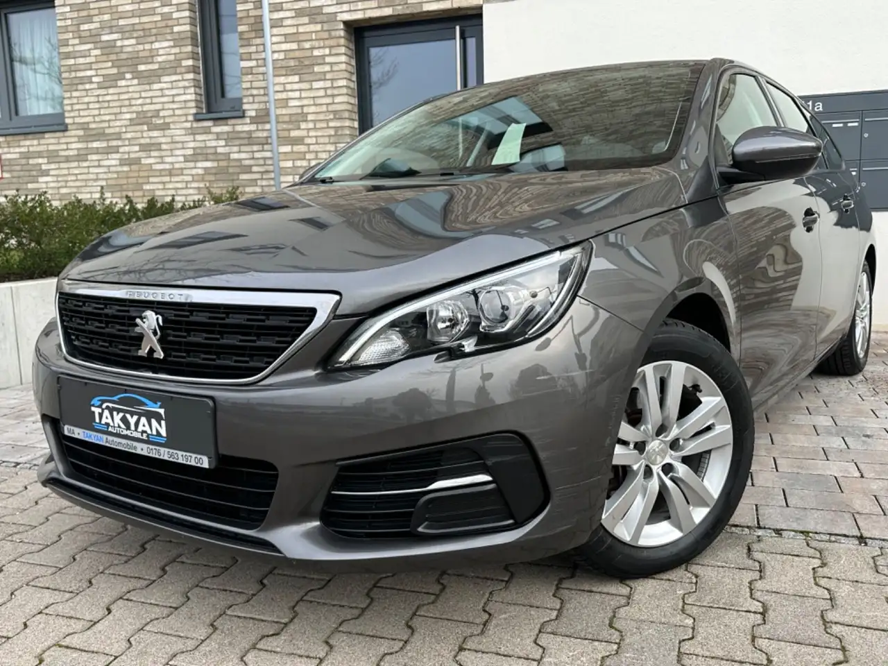 Peugeot 308
